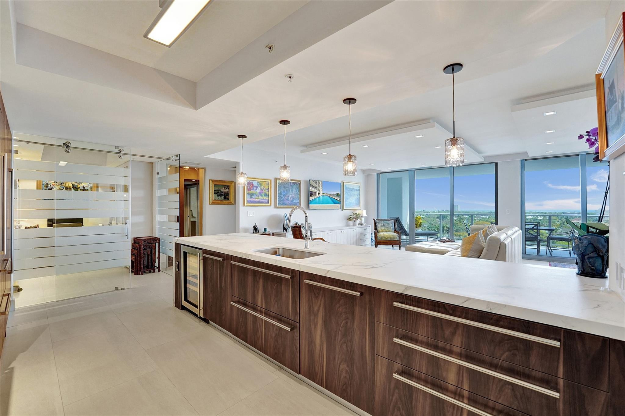 1180 N Federal Highway 1006