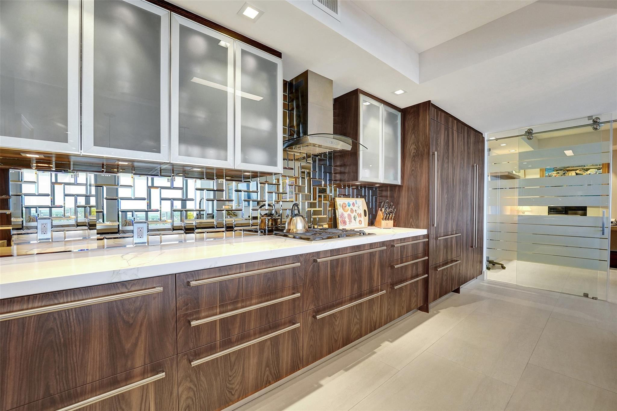 1180 N Federal Highway 1006