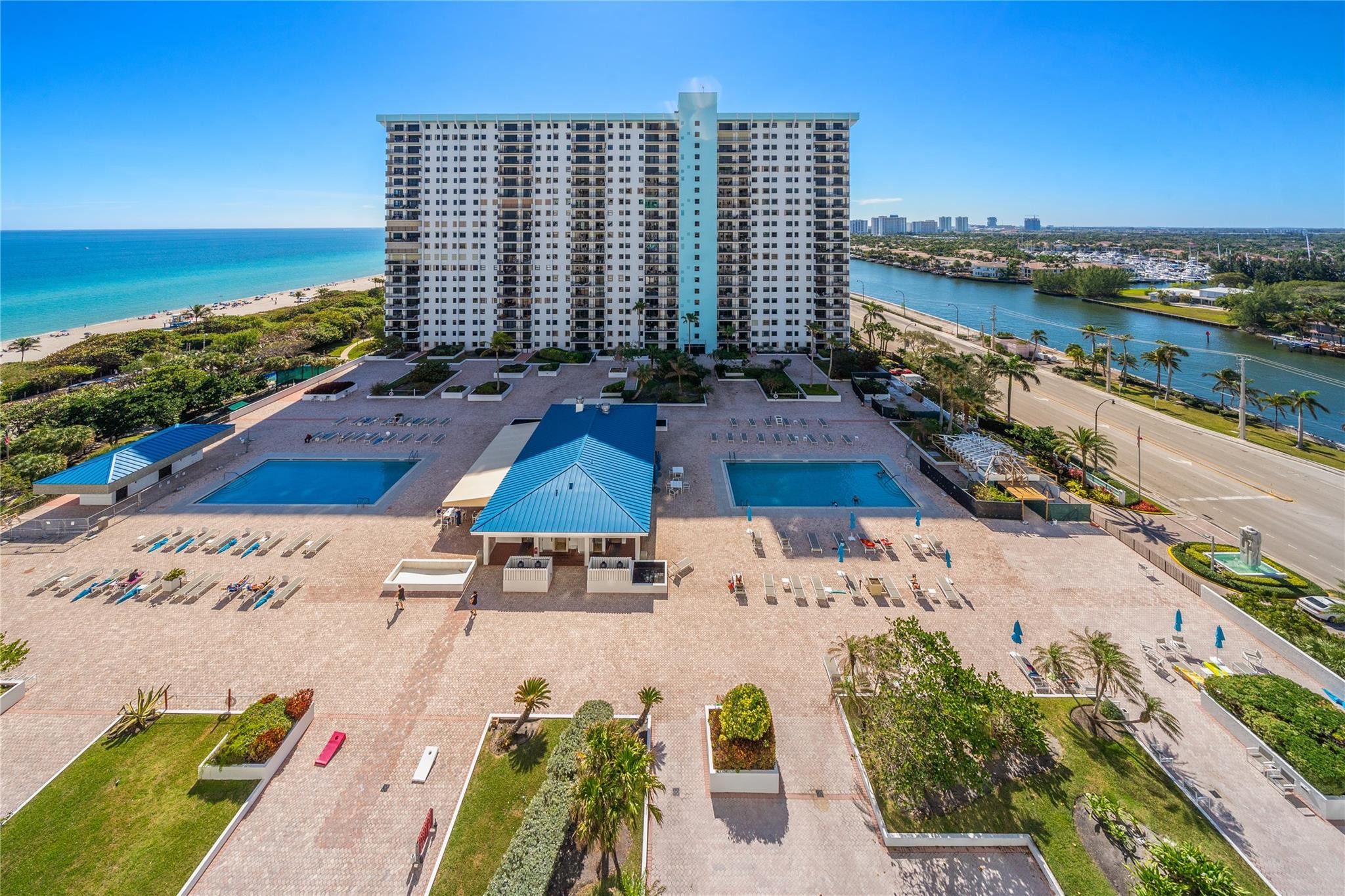 1201 S Ocean Drive 1607N