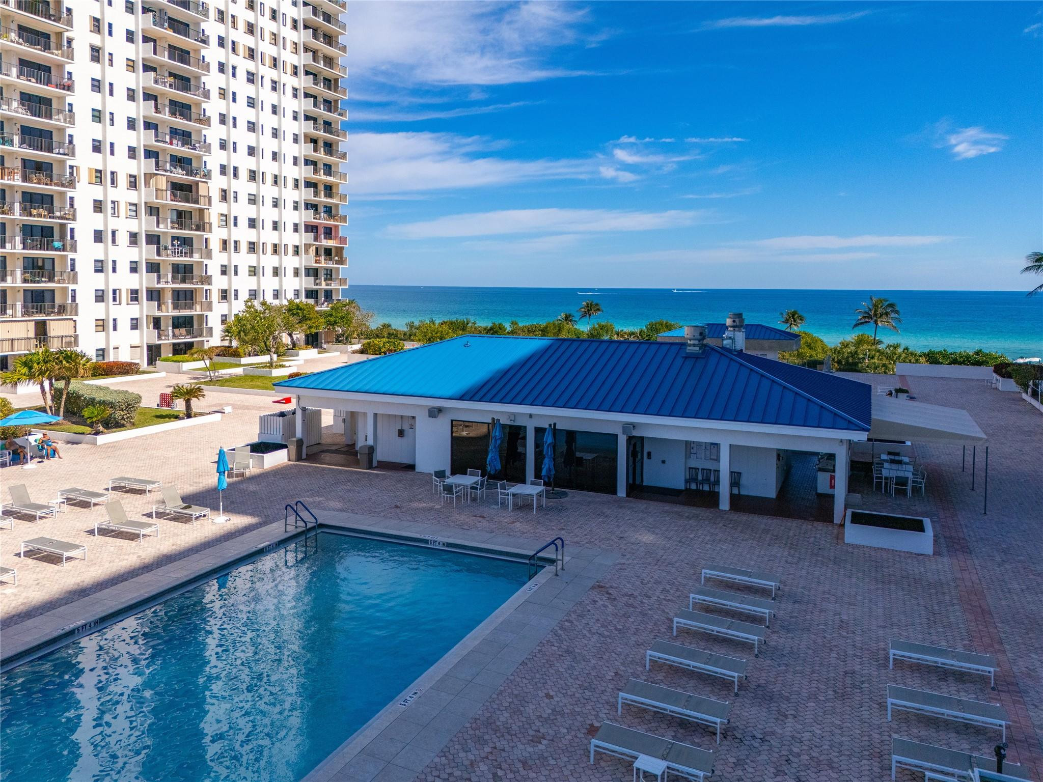 1201 S Ocean Drive 1607N