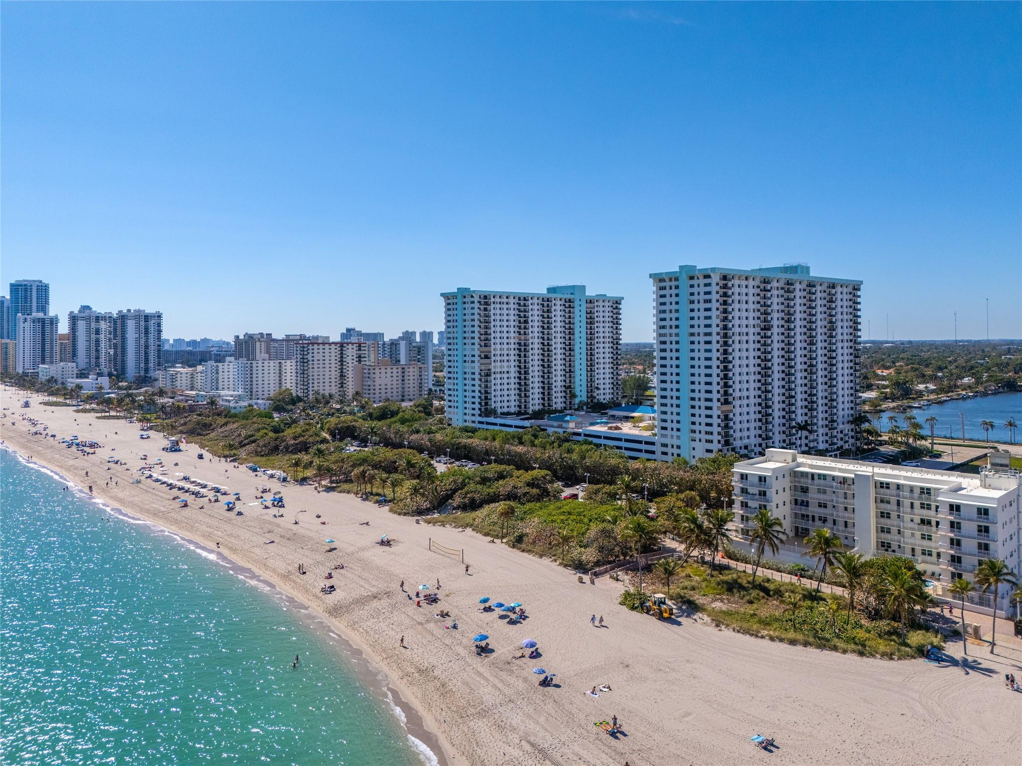 1201 S Ocean Drive 1607N