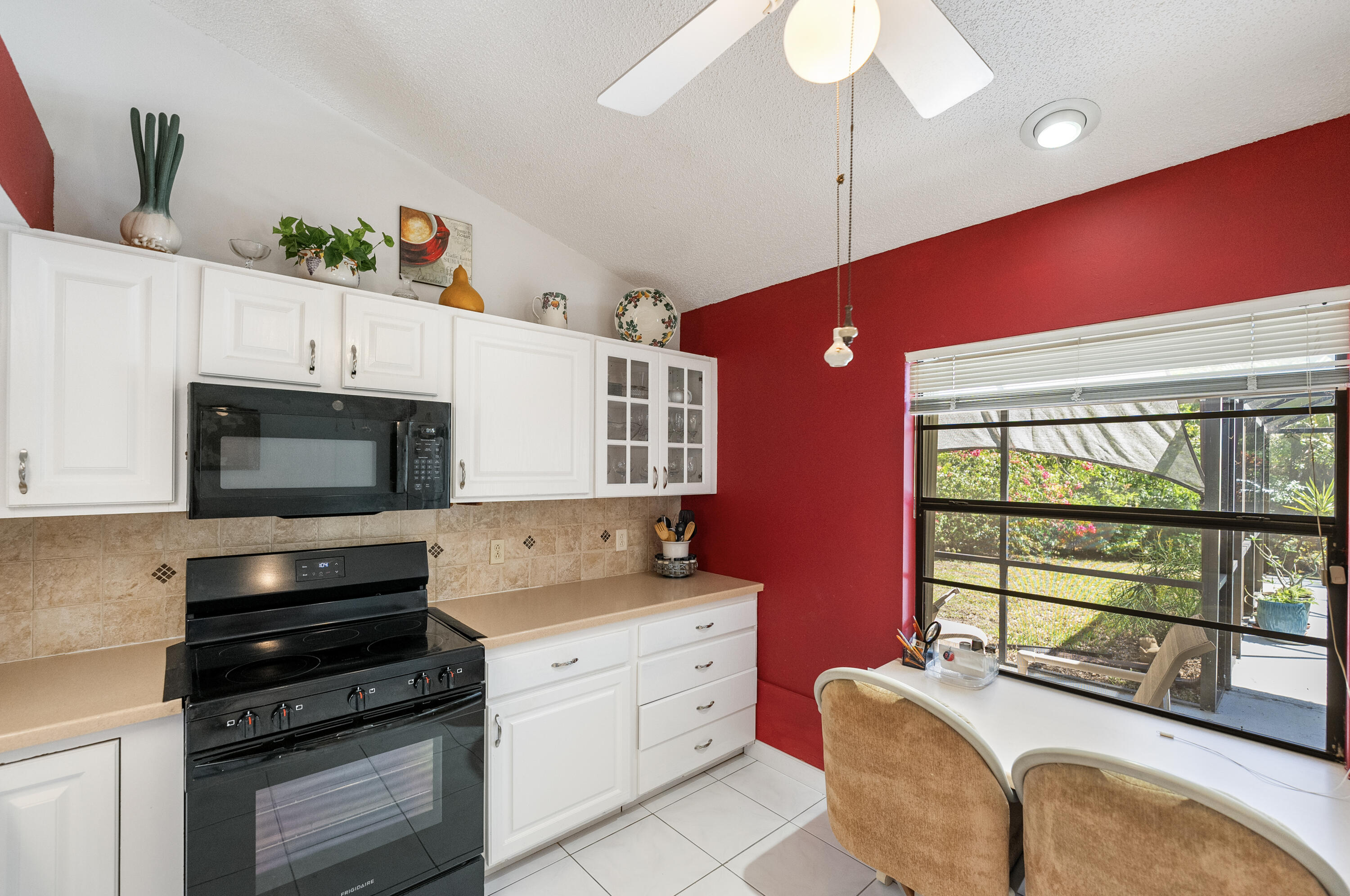 632 Albatross Terrace