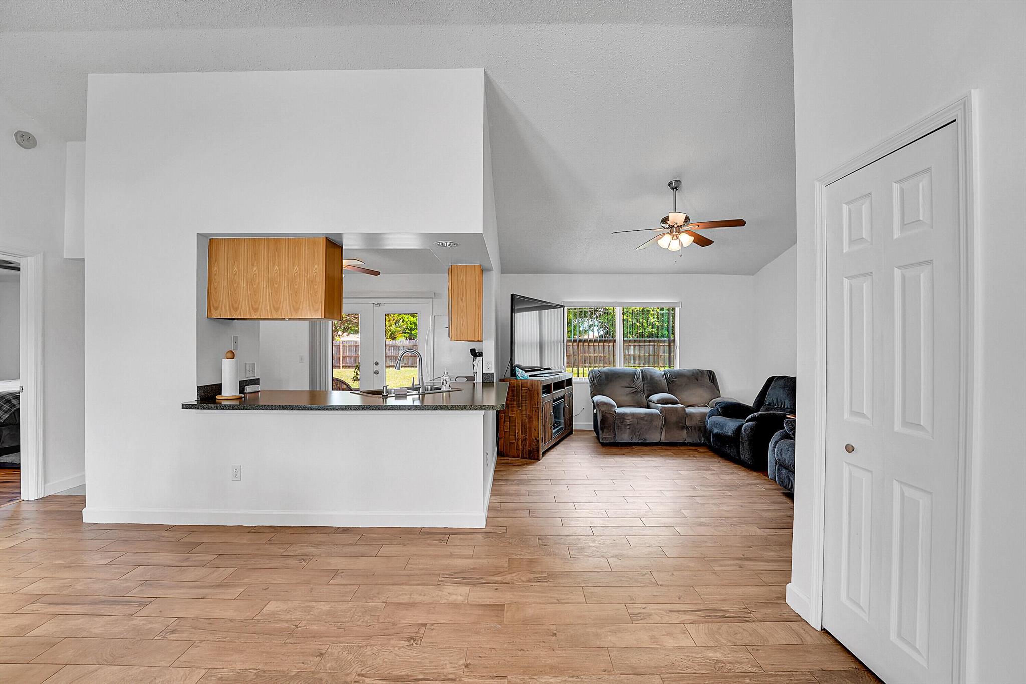 1973 SW Davis Street