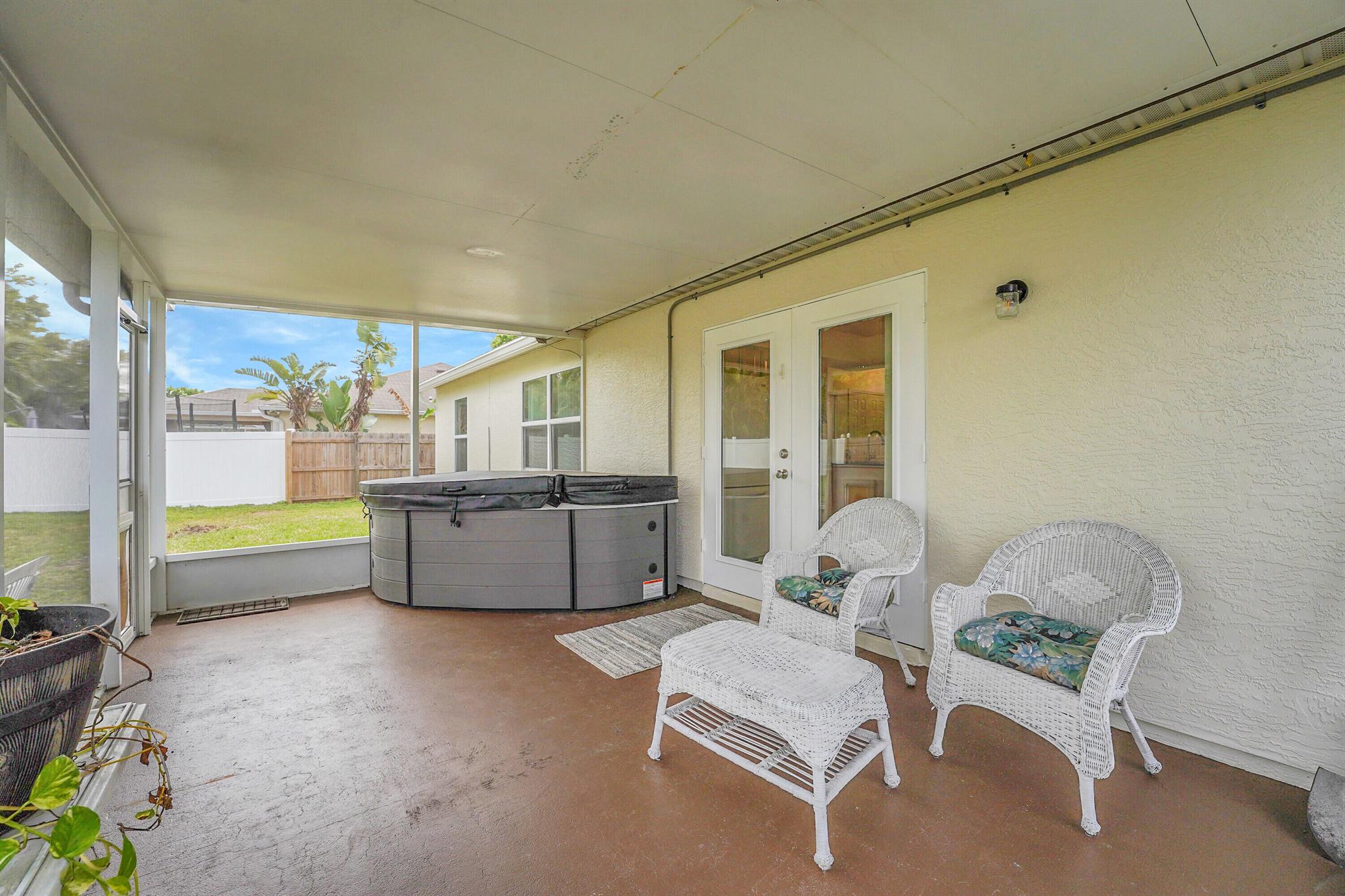 1973 SW Davis Street