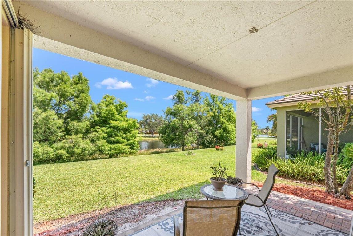 9925 SW Stonegate Drive