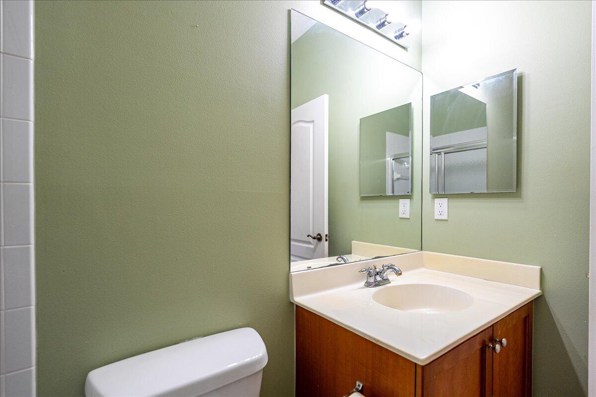 9925 SW Stonegate Drive