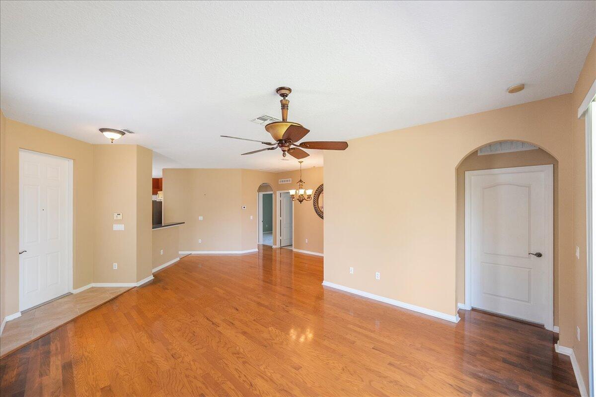 9925 SW Stonegate Drive