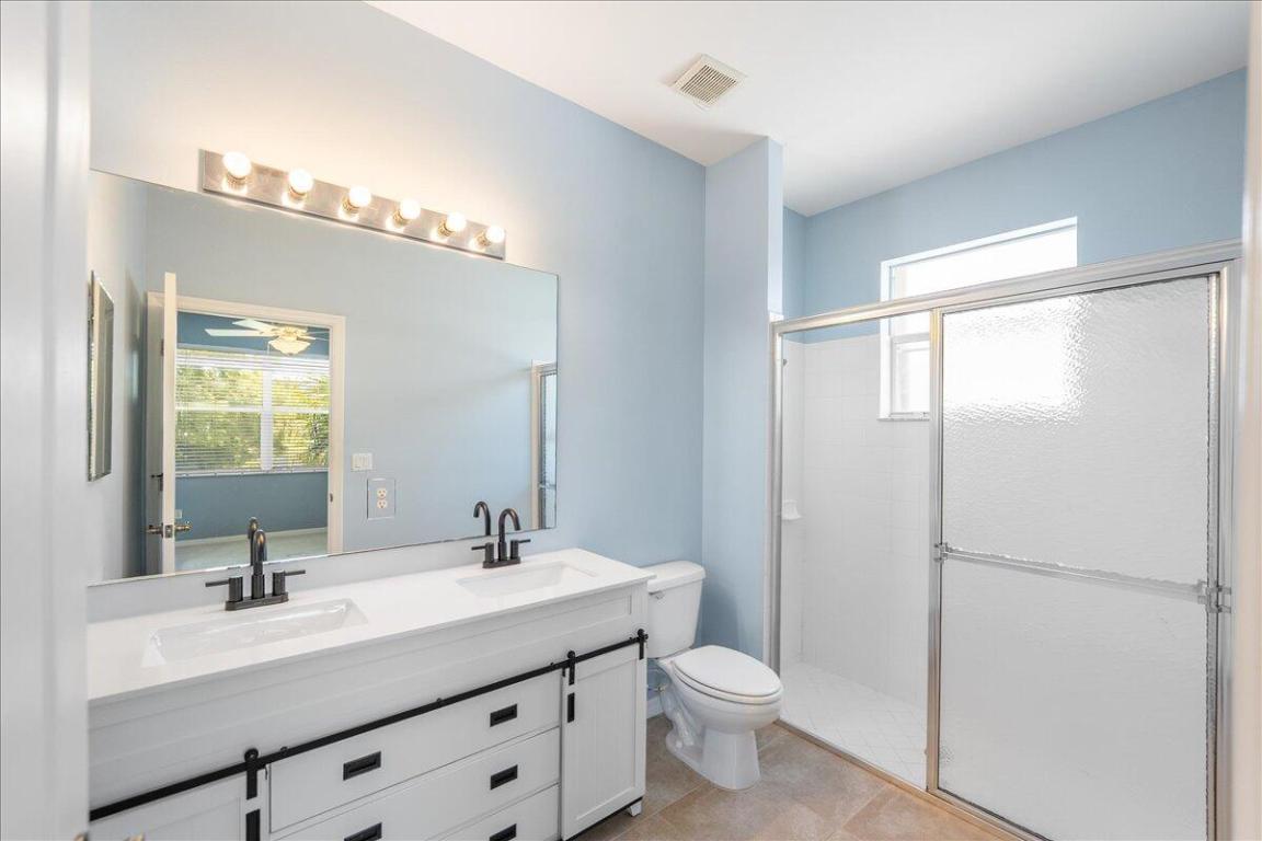 9925 SW Stonegate Drive