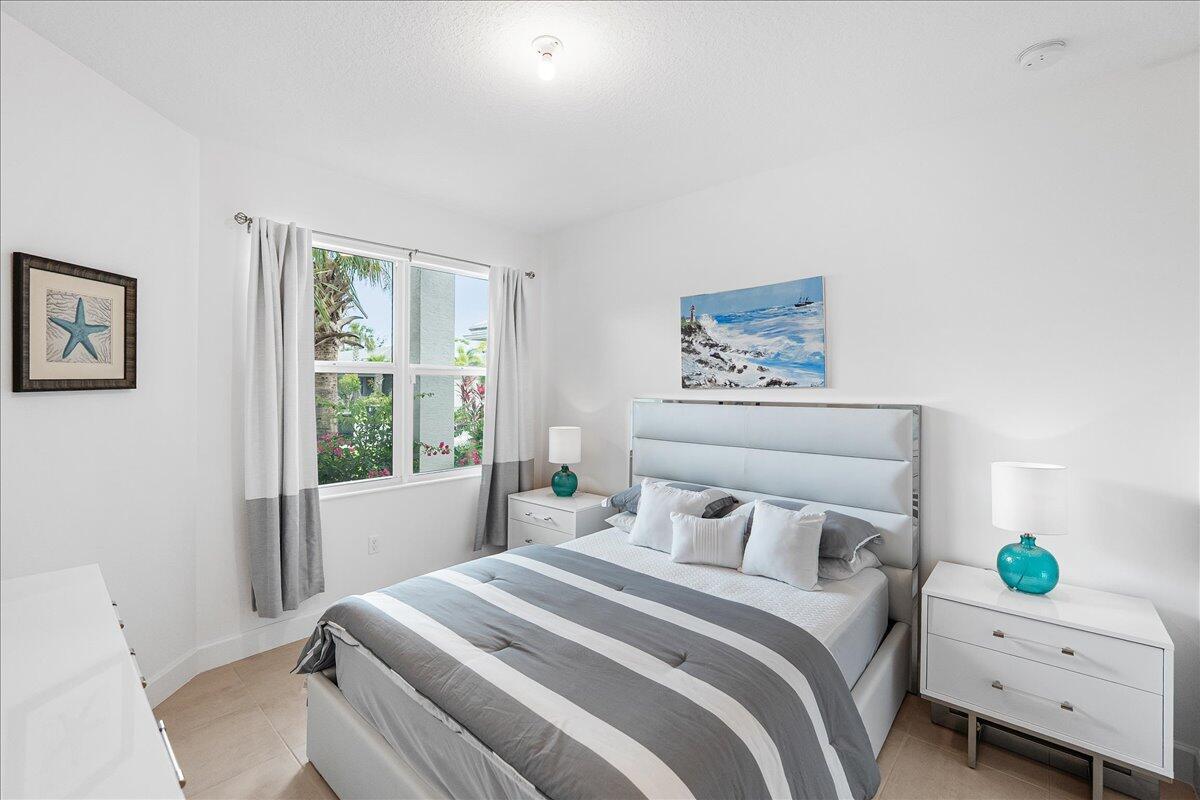 13339 SW River Rock Road