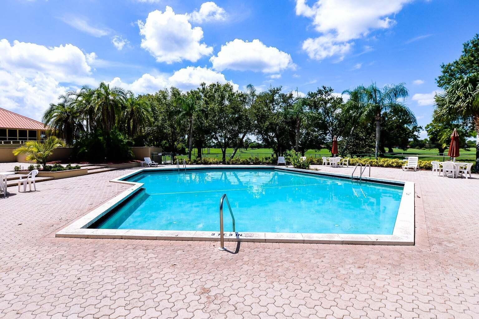 9440 Meadowood Drive 102