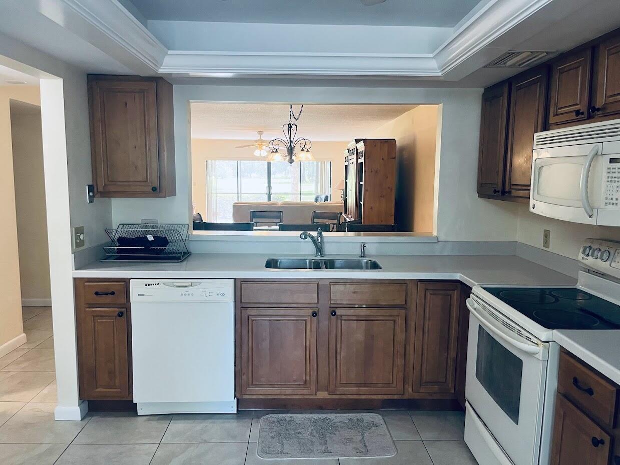 9440 Meadowood Drive 102