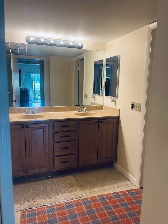 9440 Meadowood Drive 102