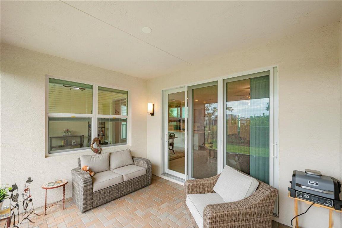 11681 SW Oceanus Boulevard