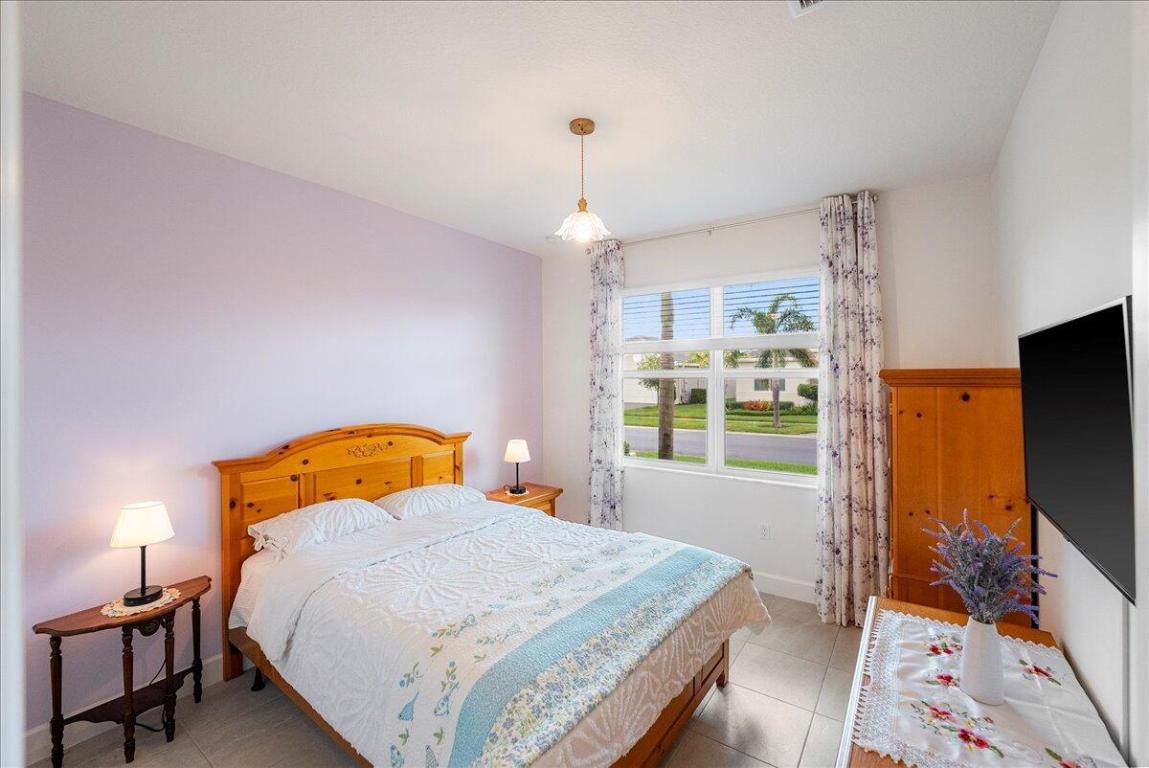 11681 SW Oceanus Boulevard