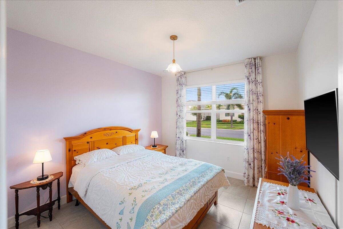 11681 SW Oceanus Boulevard