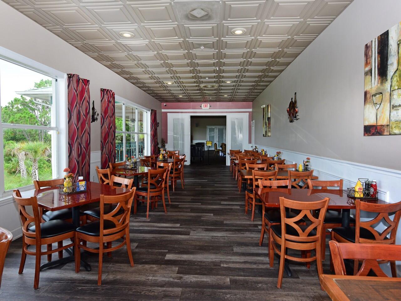 4554 NW King Court, Jensen Beach