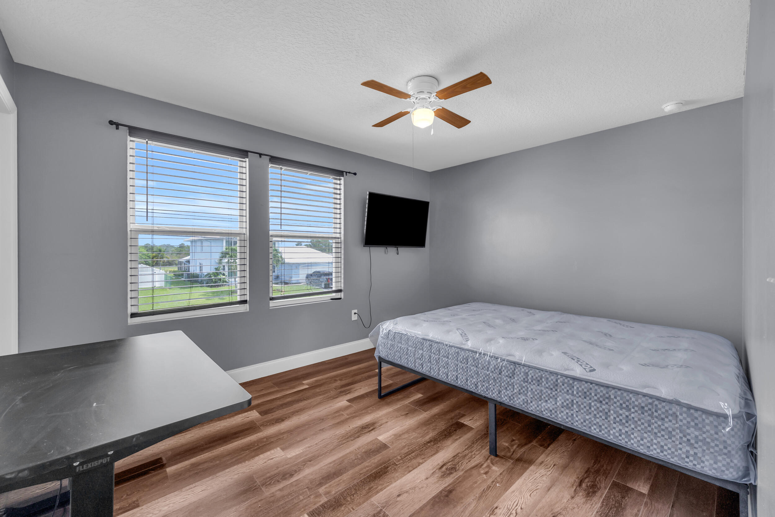 6282 NW Gisela Street