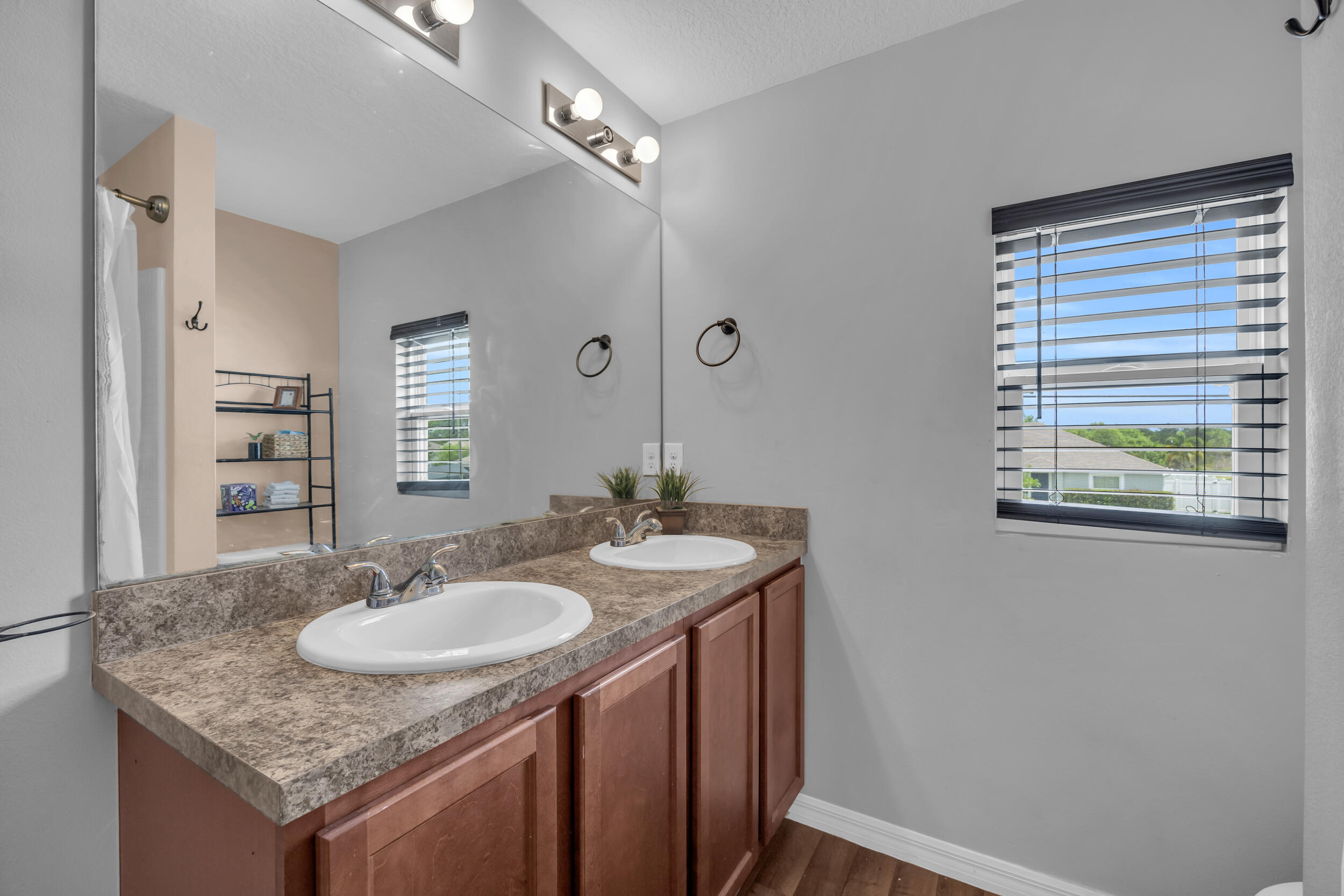 6282 NW Gisela Street