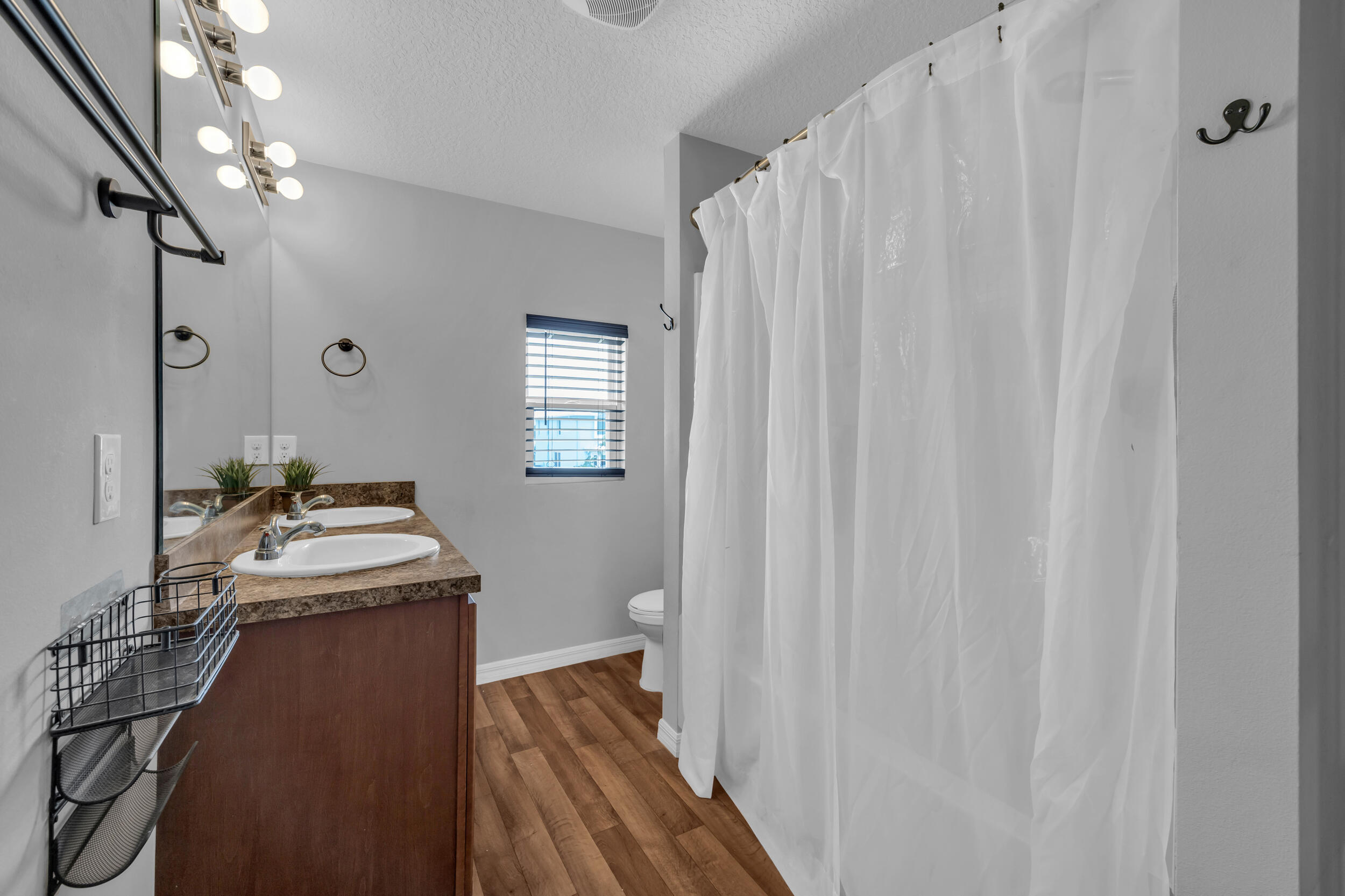 6282 NW Gisela Street