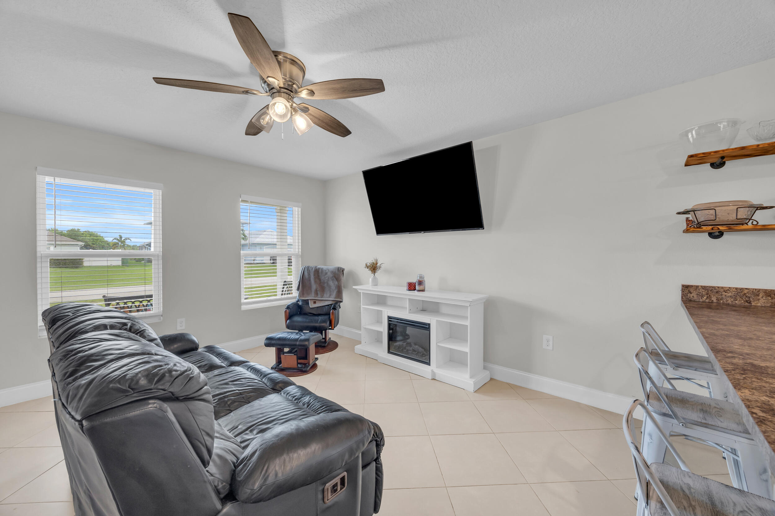 6282 NW Gisela Street