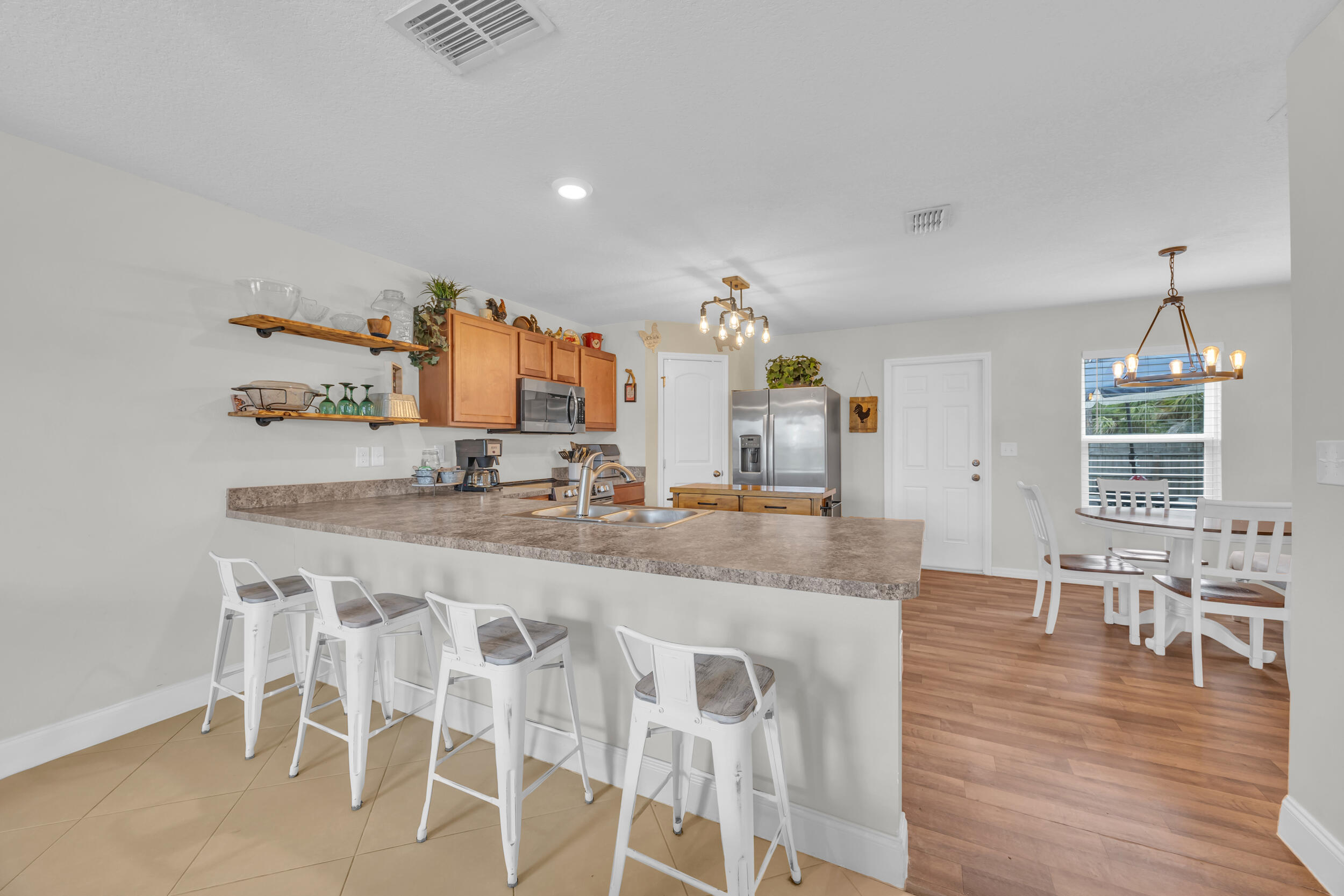 6282 NW Gisela Street