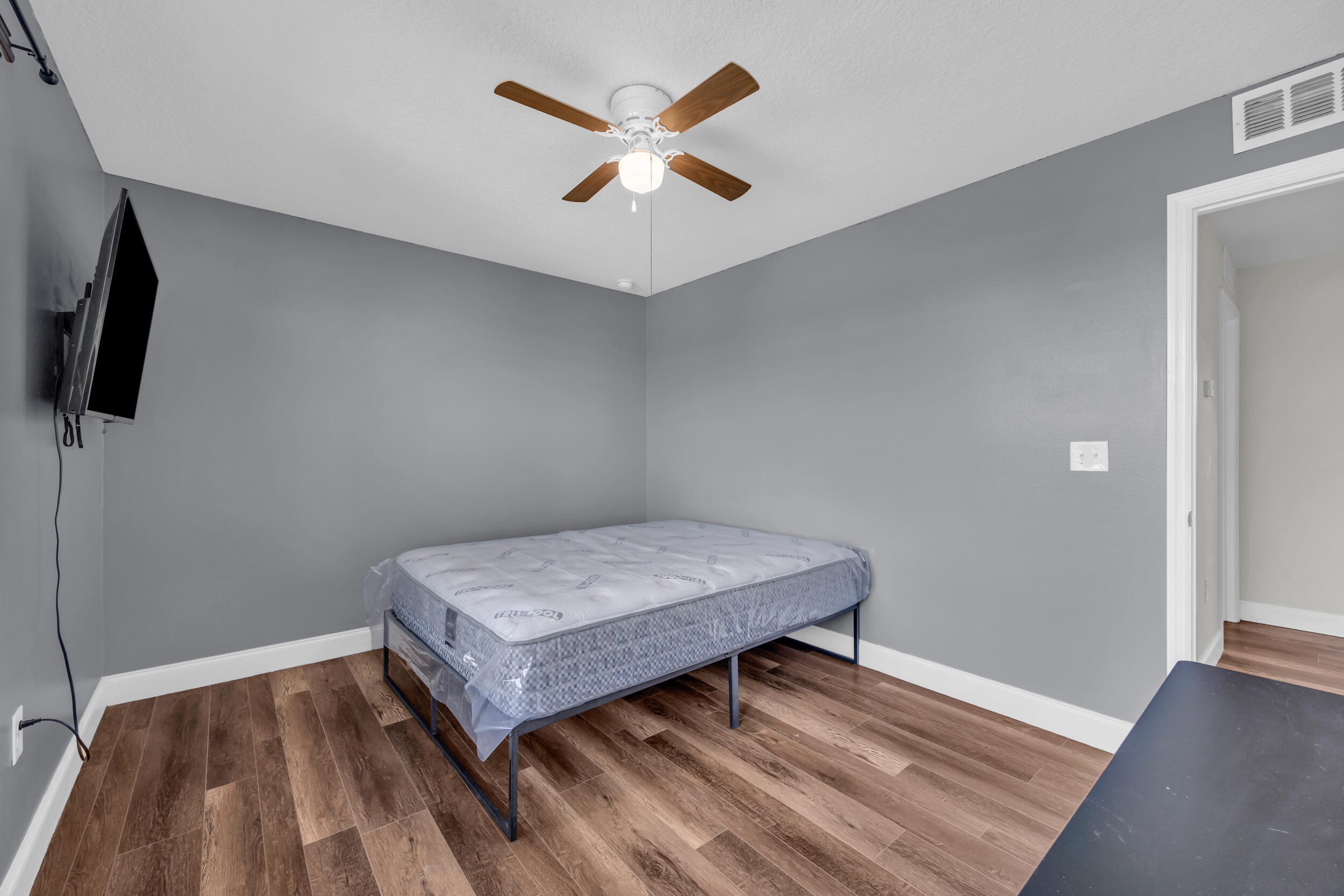 6282 NW Gisela Street