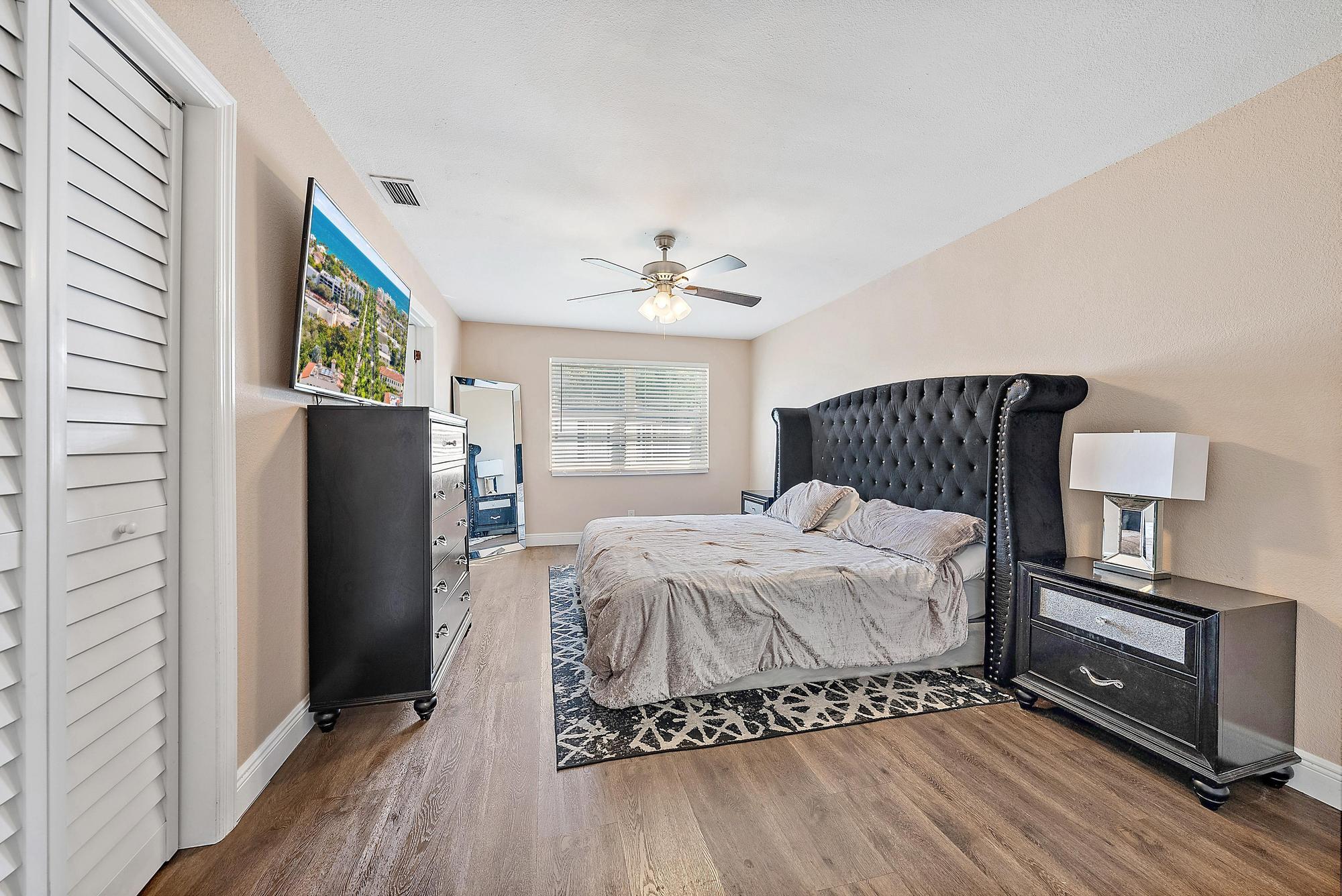 1301 W 26th Street