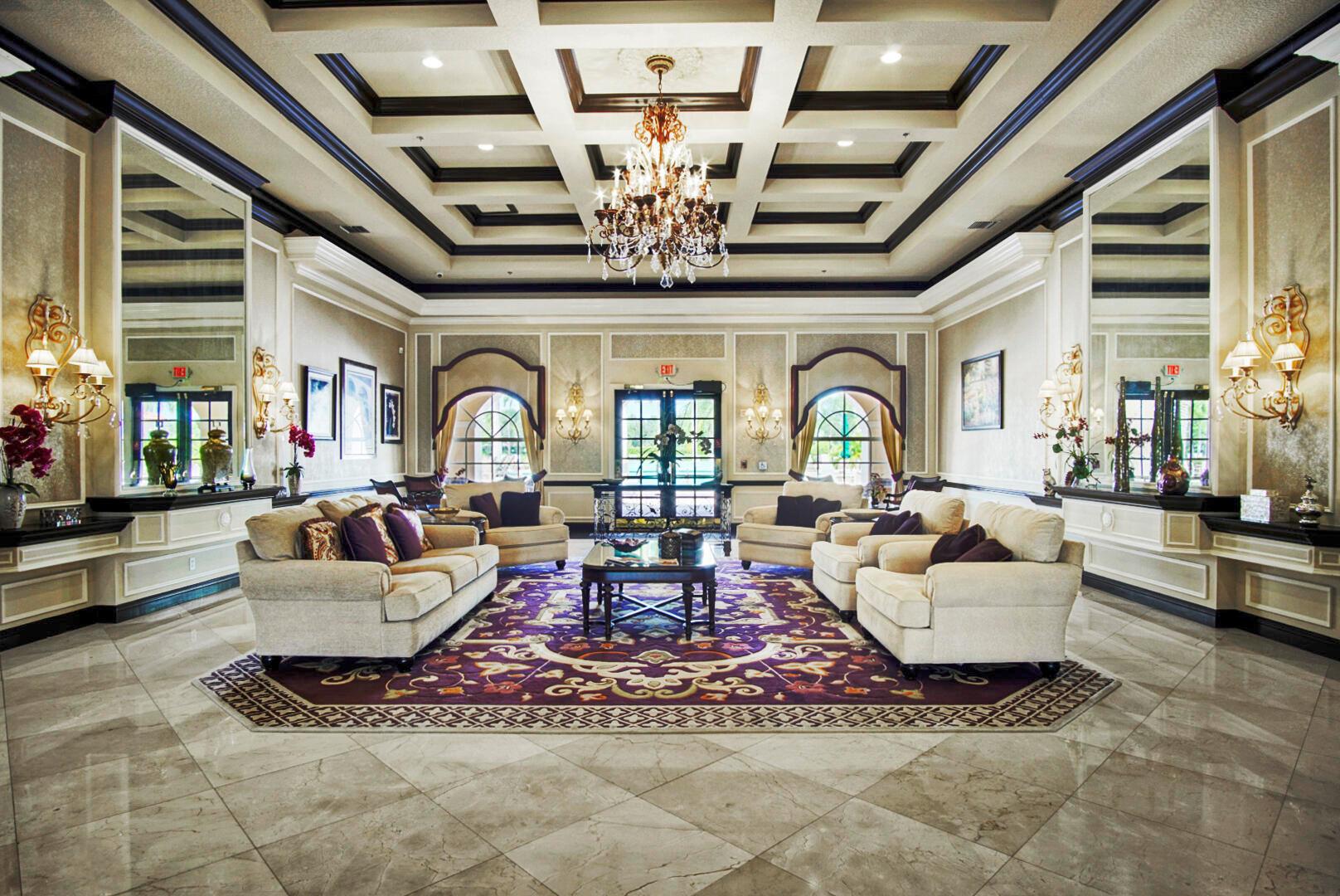 509 NW Blue Lake Drive