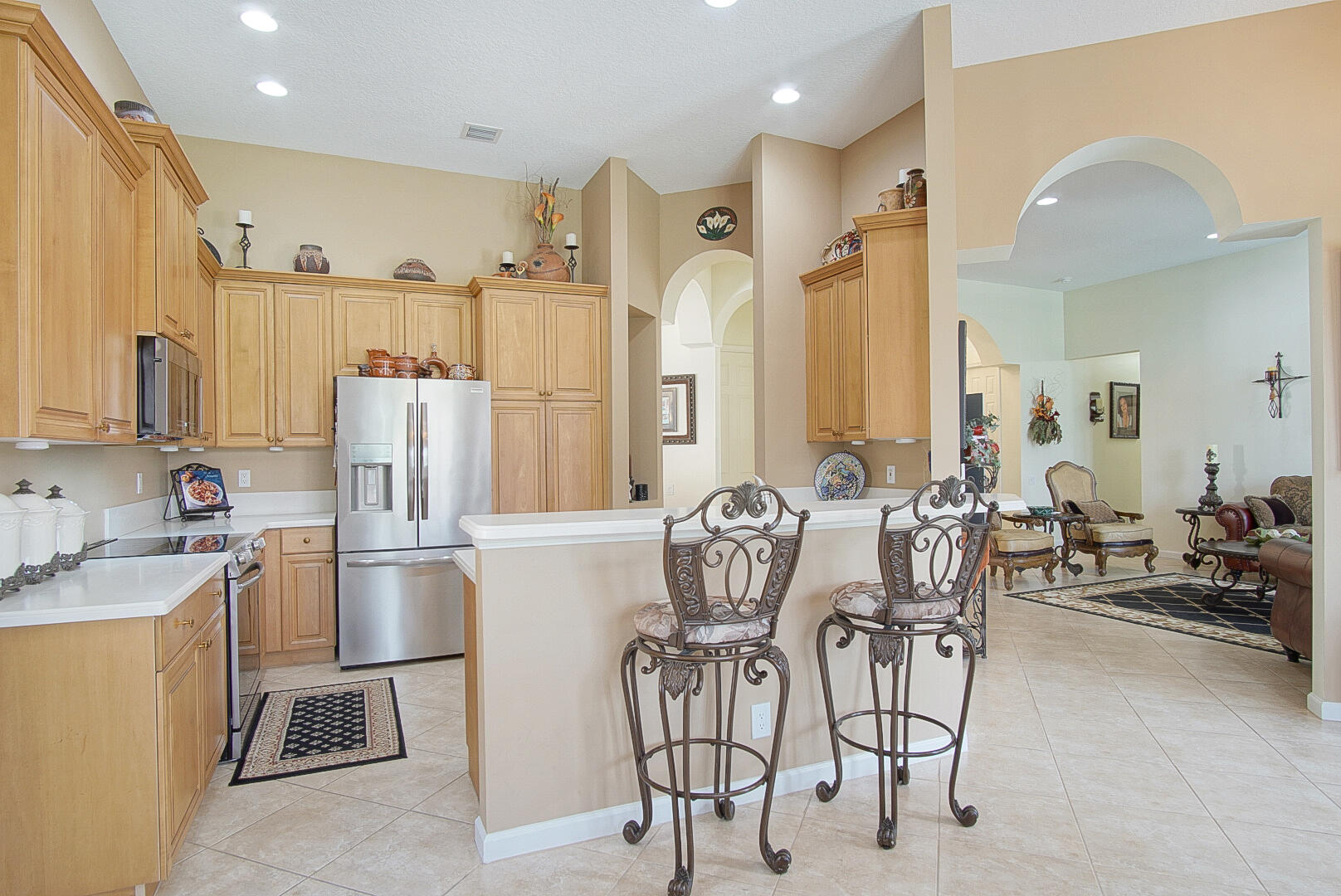 509 NW Blue Lake Drive