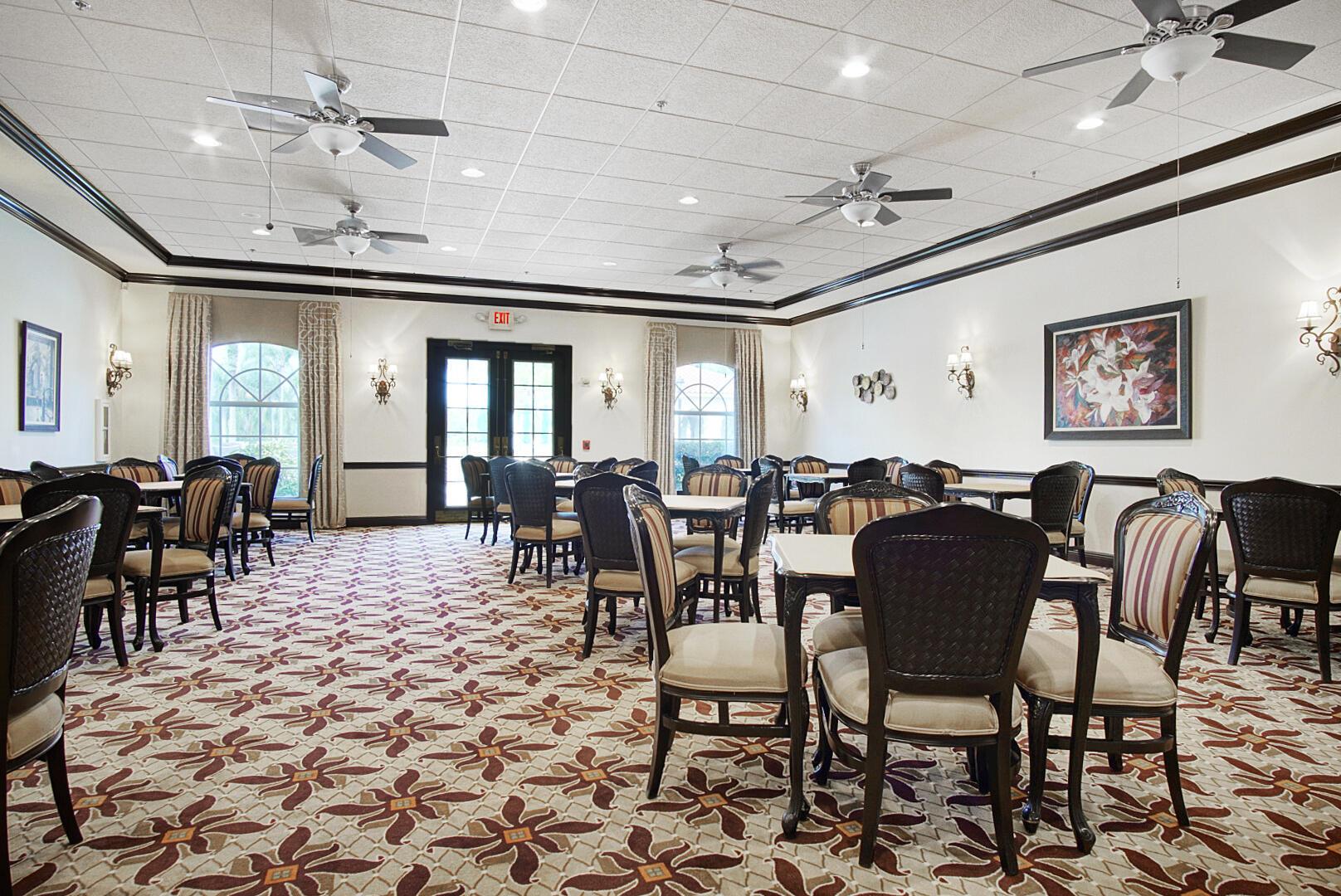 509 NW Blue Lake Drive