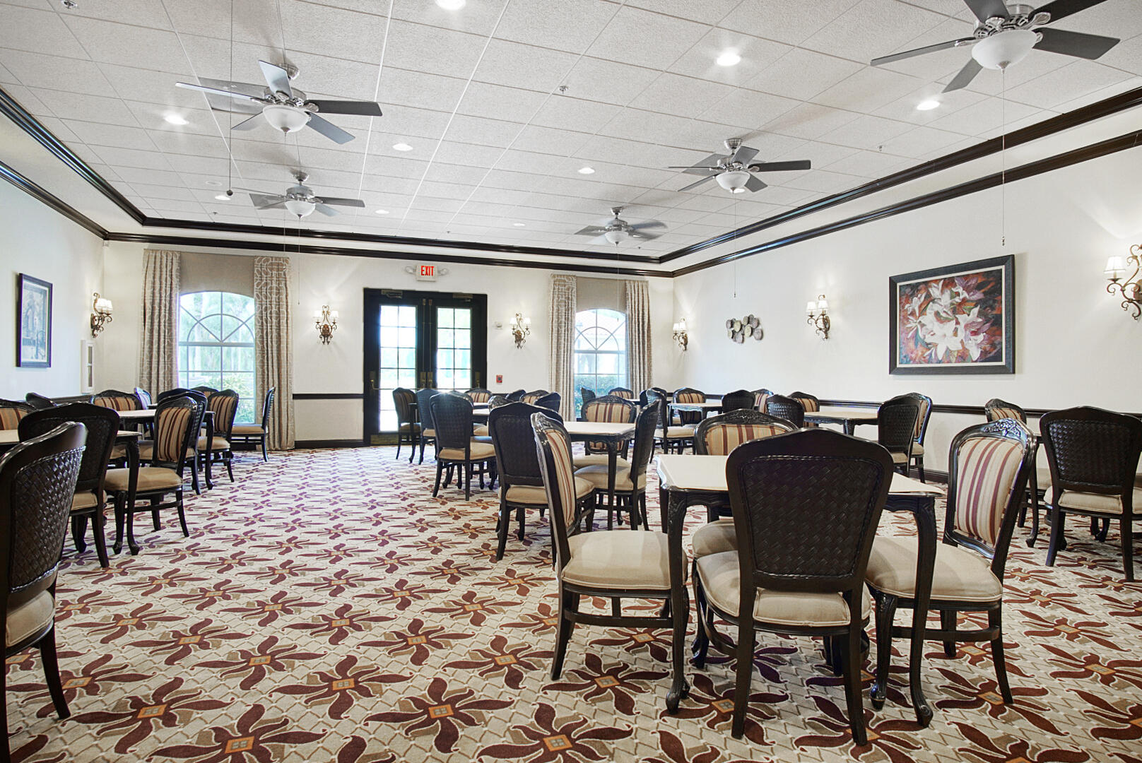 509 NW Blue Lake Drive