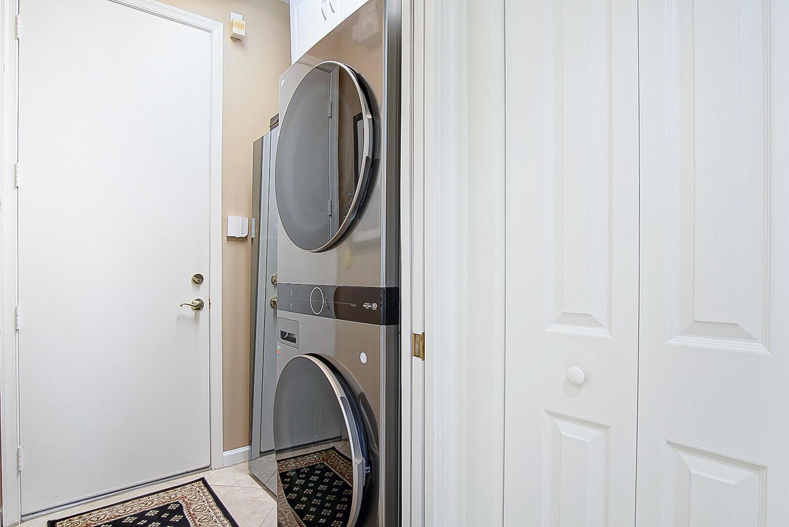 509 NW Blue Lake Drive