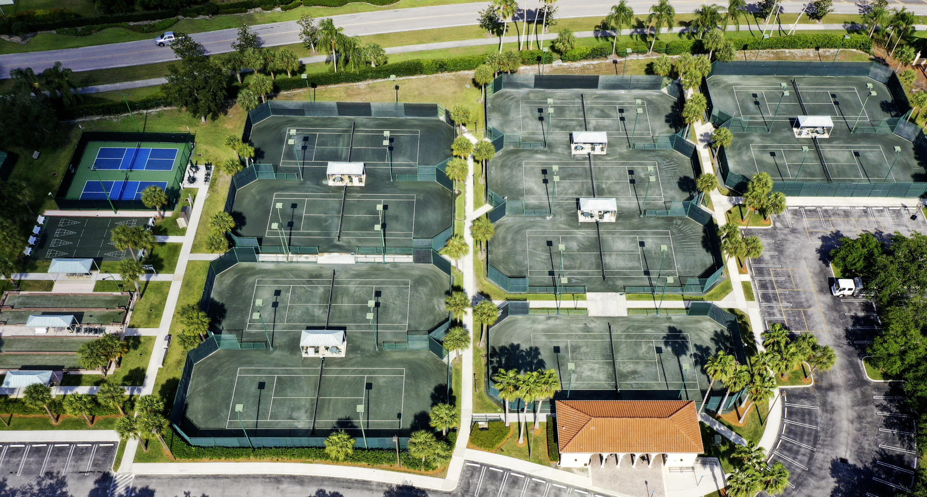 509 NW Blue Lake Drive