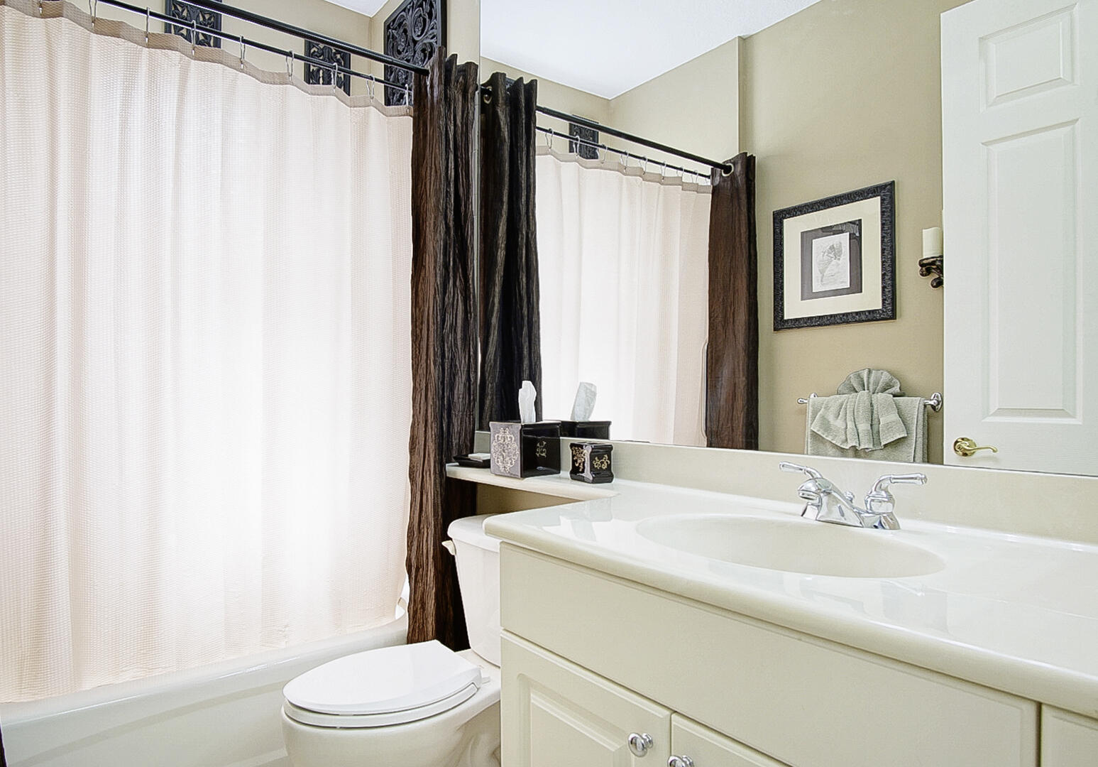 509 NW Blue Lake Drive