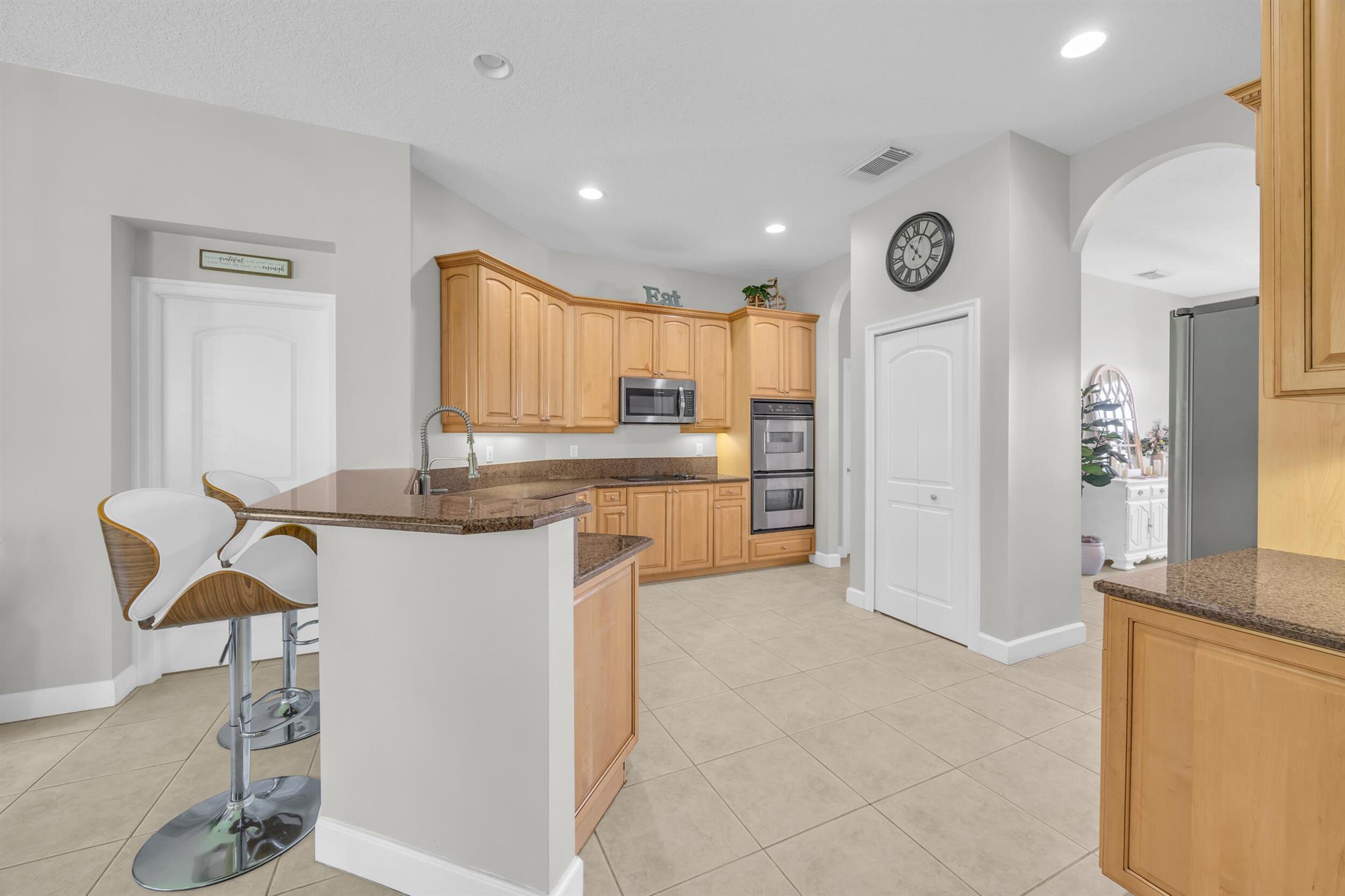 870 SW Grand Reserves Boulevard