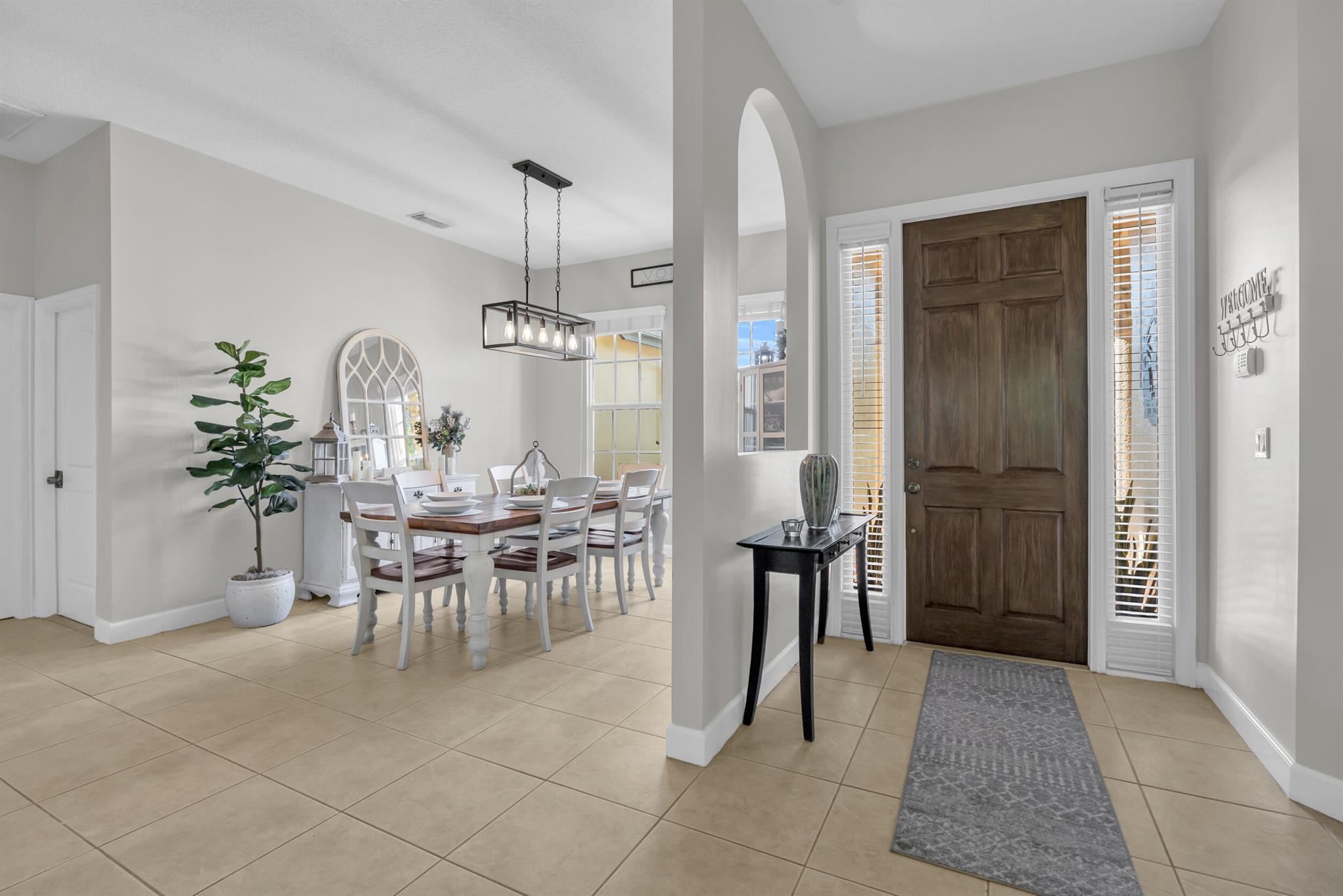 870 SW Grand Reserves Boulevard