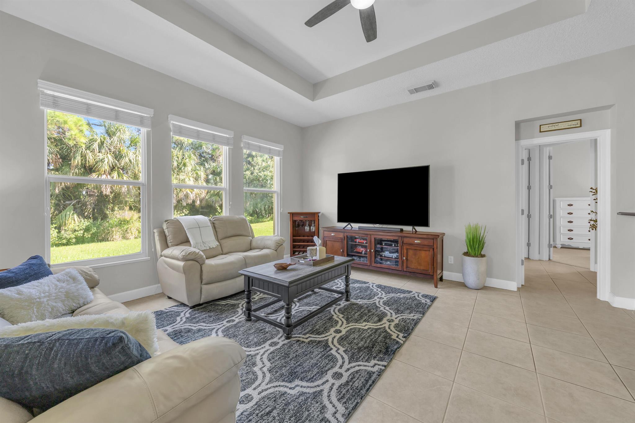 870 SW Grand Reserves Boulevard