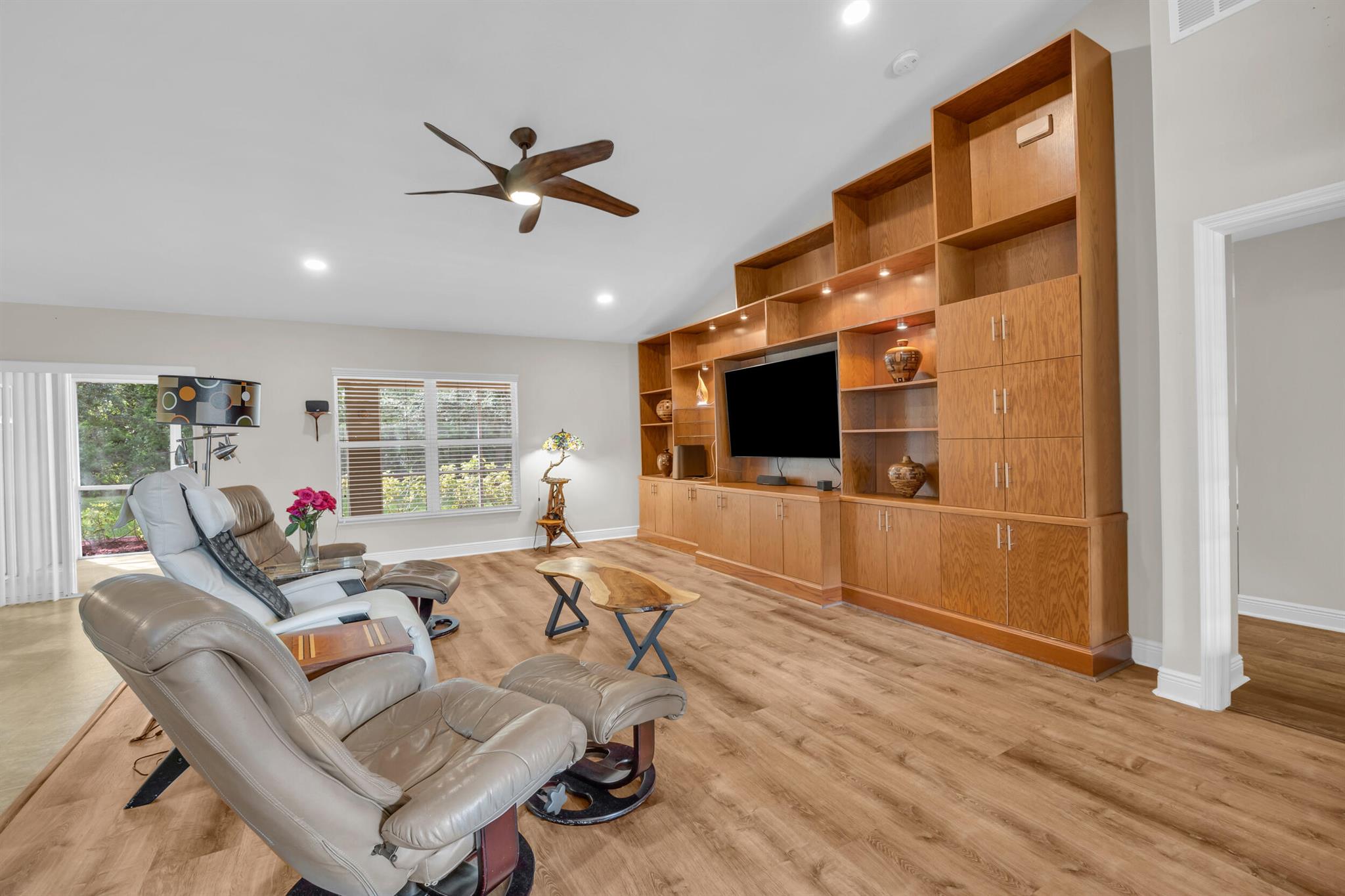 6116 NW Densaw Terrace