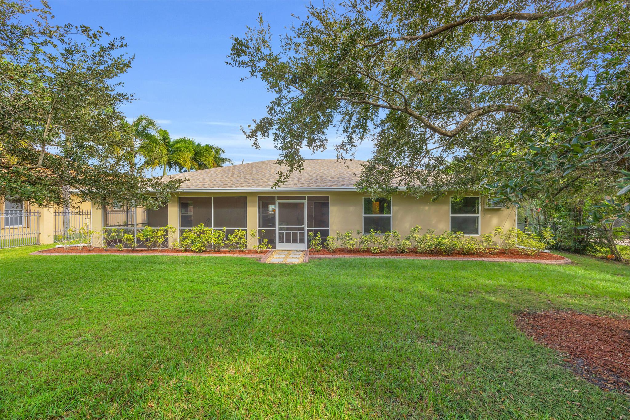 6116 NW Densaw Terrace