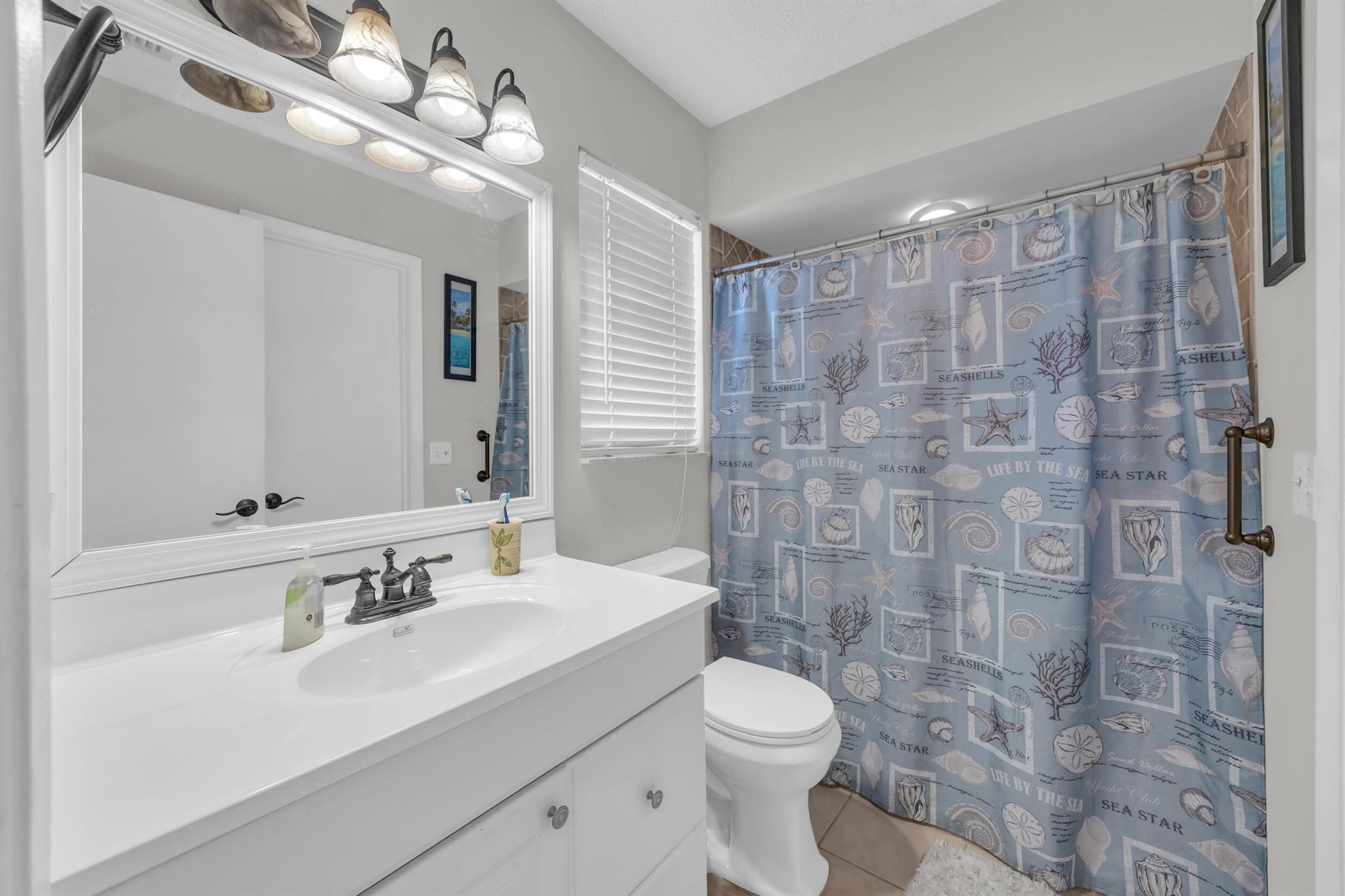 261 SW Chelsea Terrace