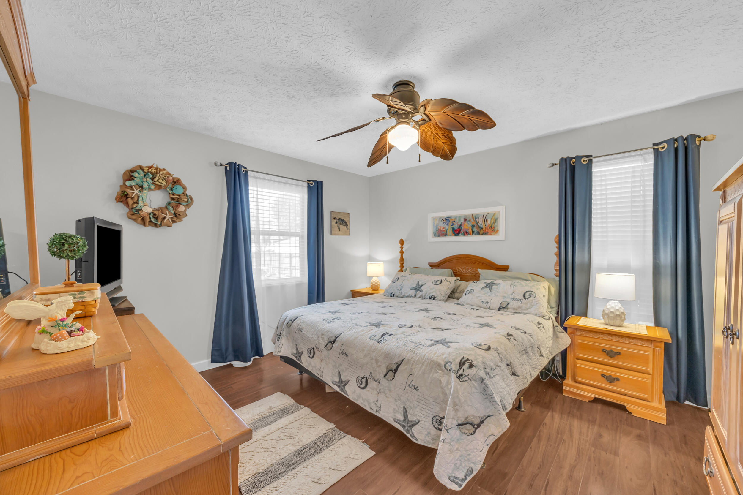 261 SW Chelsea Terrace