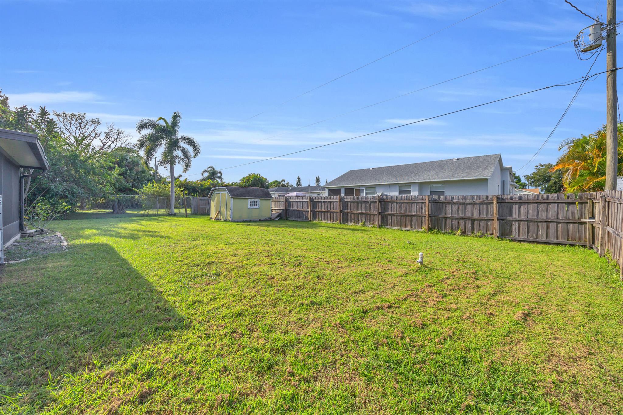 261 SW Chelsea Terrace