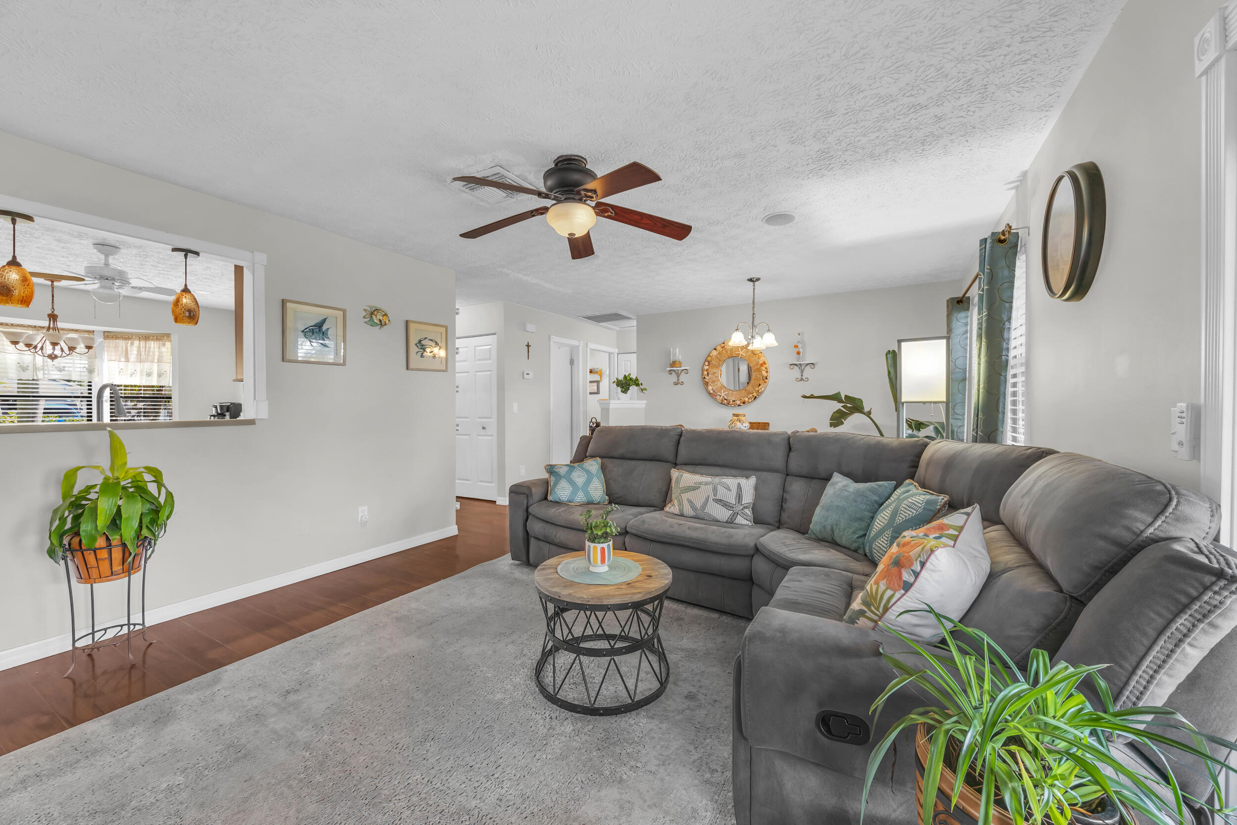 261 SW Chelsea Terrace