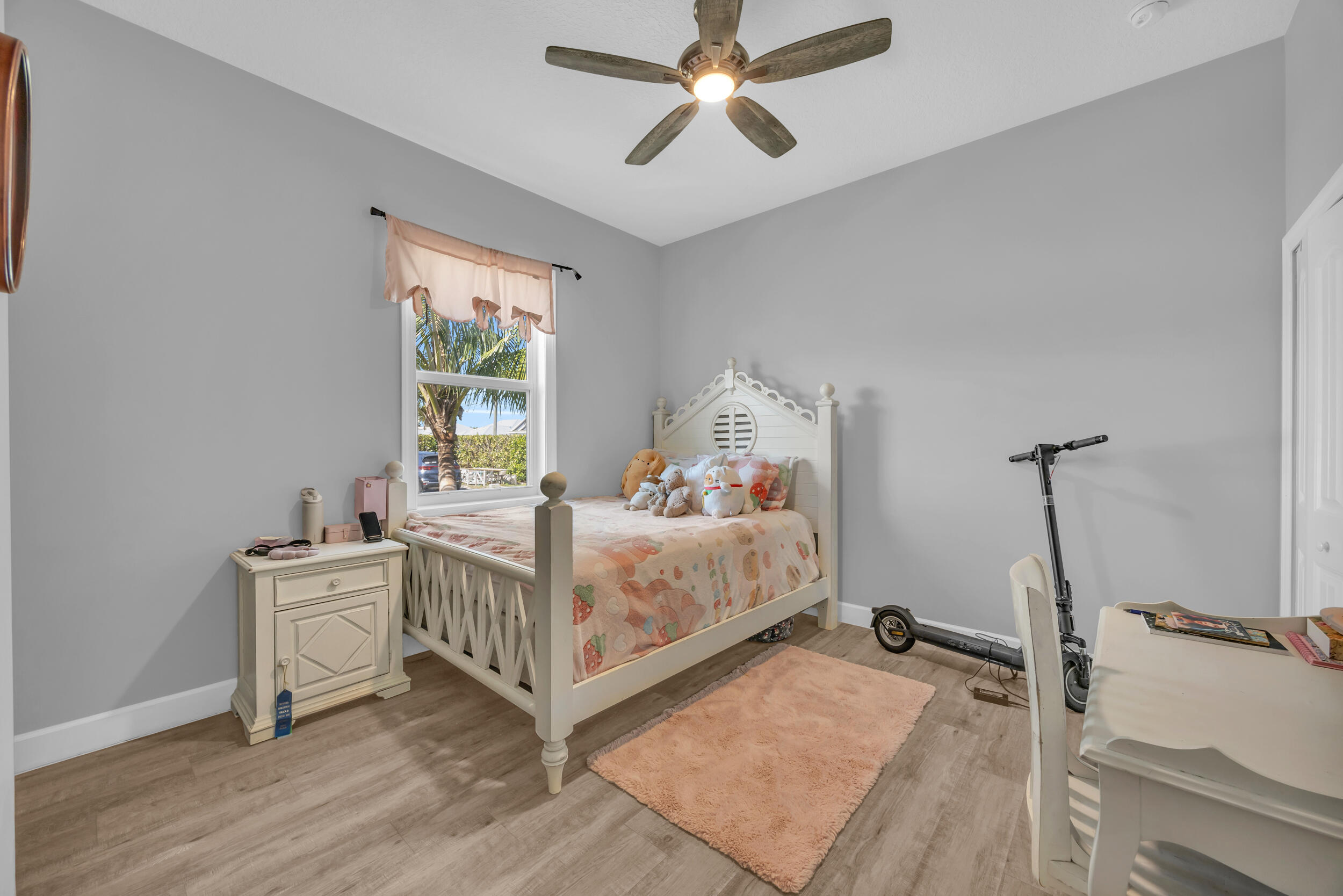 379 SW South Quick Circle