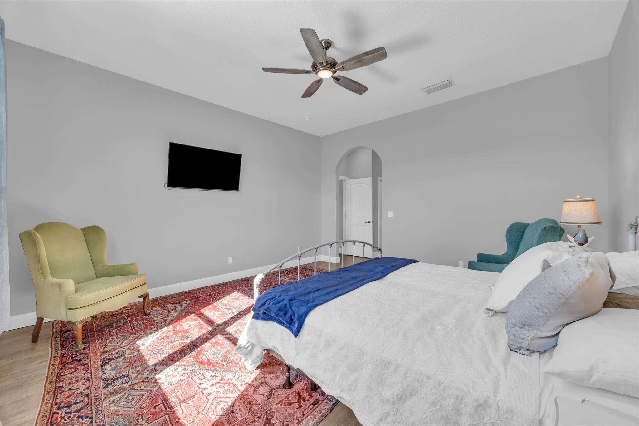 379 SW South Quick Circle