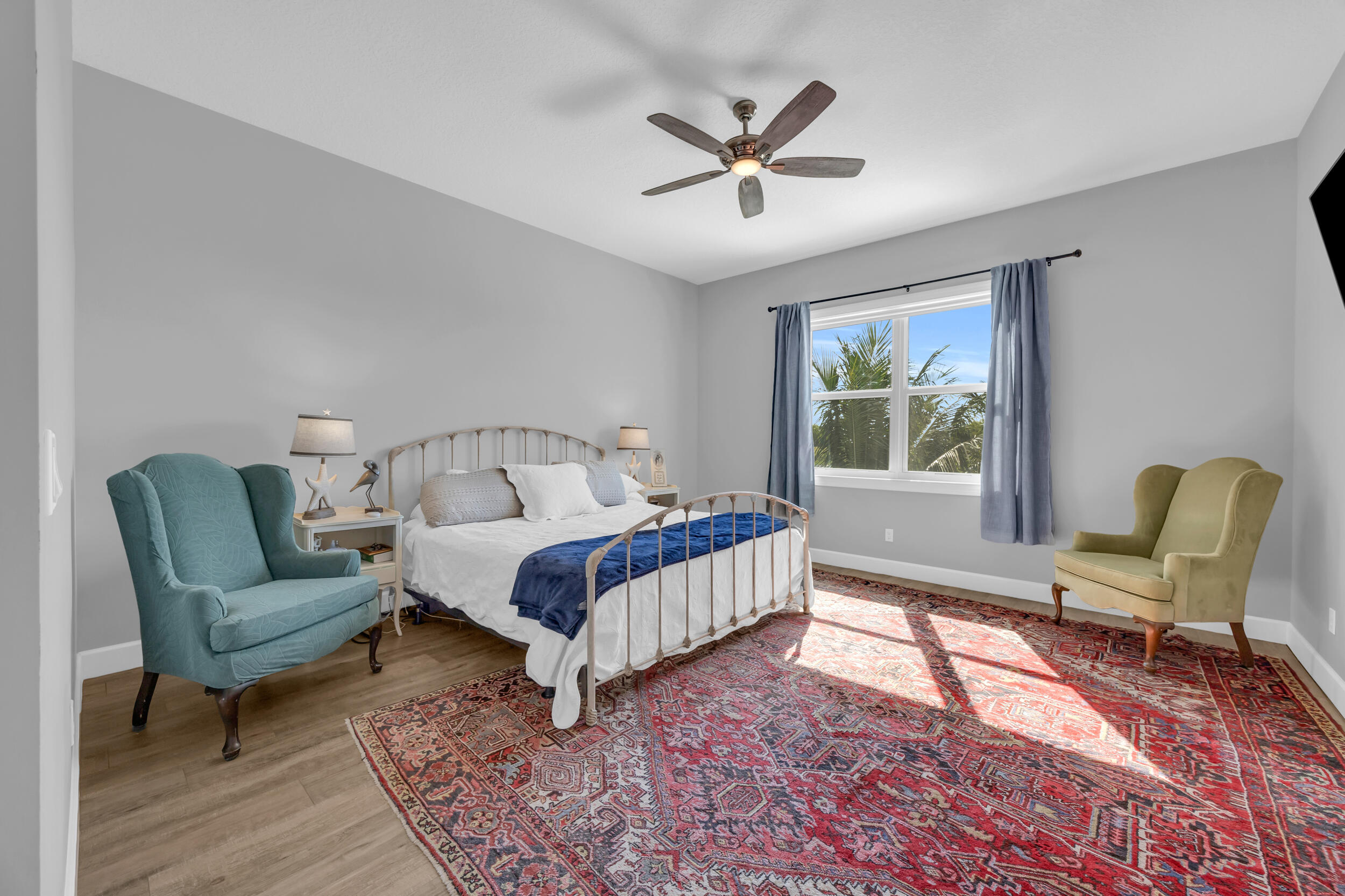 379 SW South Quick Circle