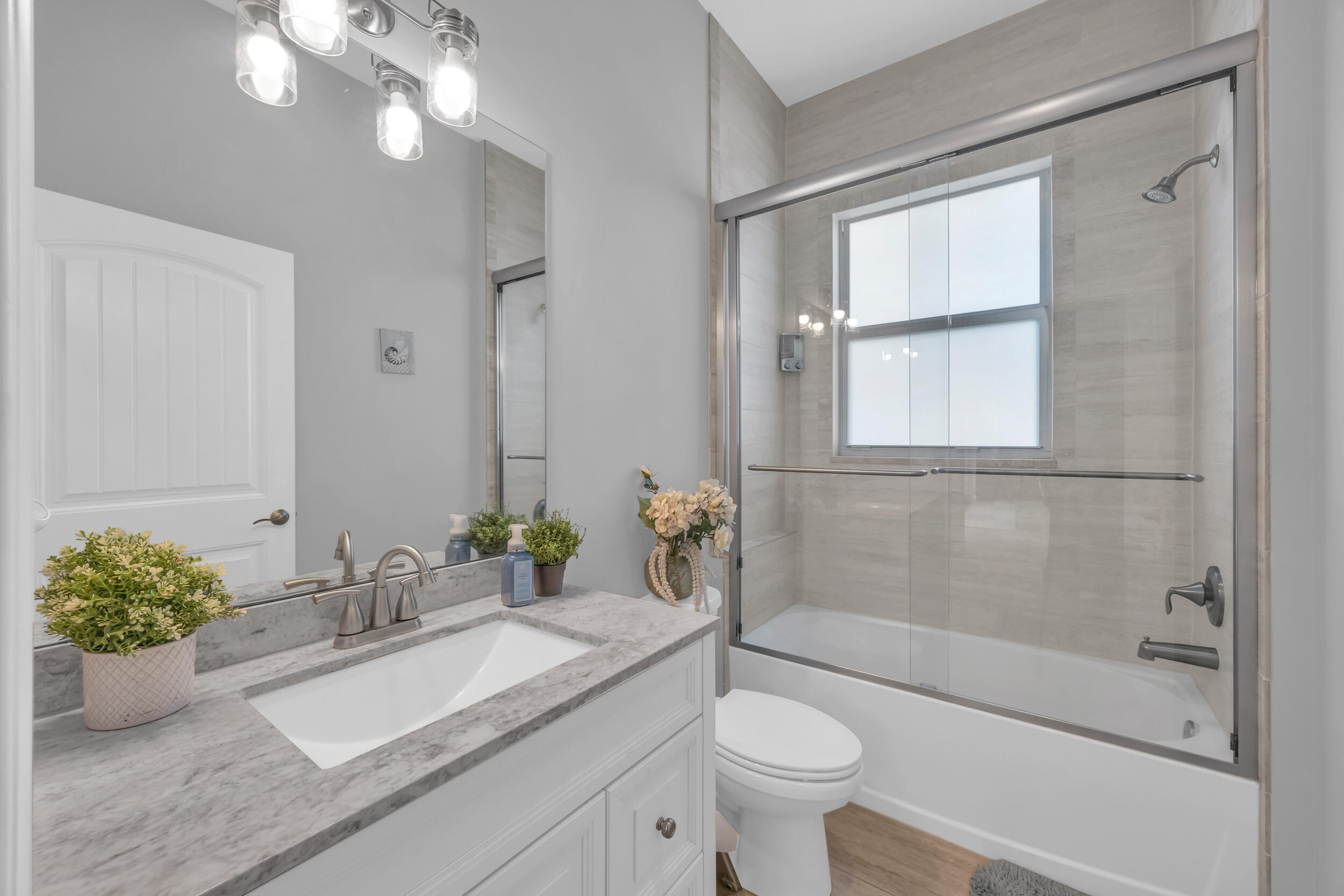 379 SW South Quick Circle