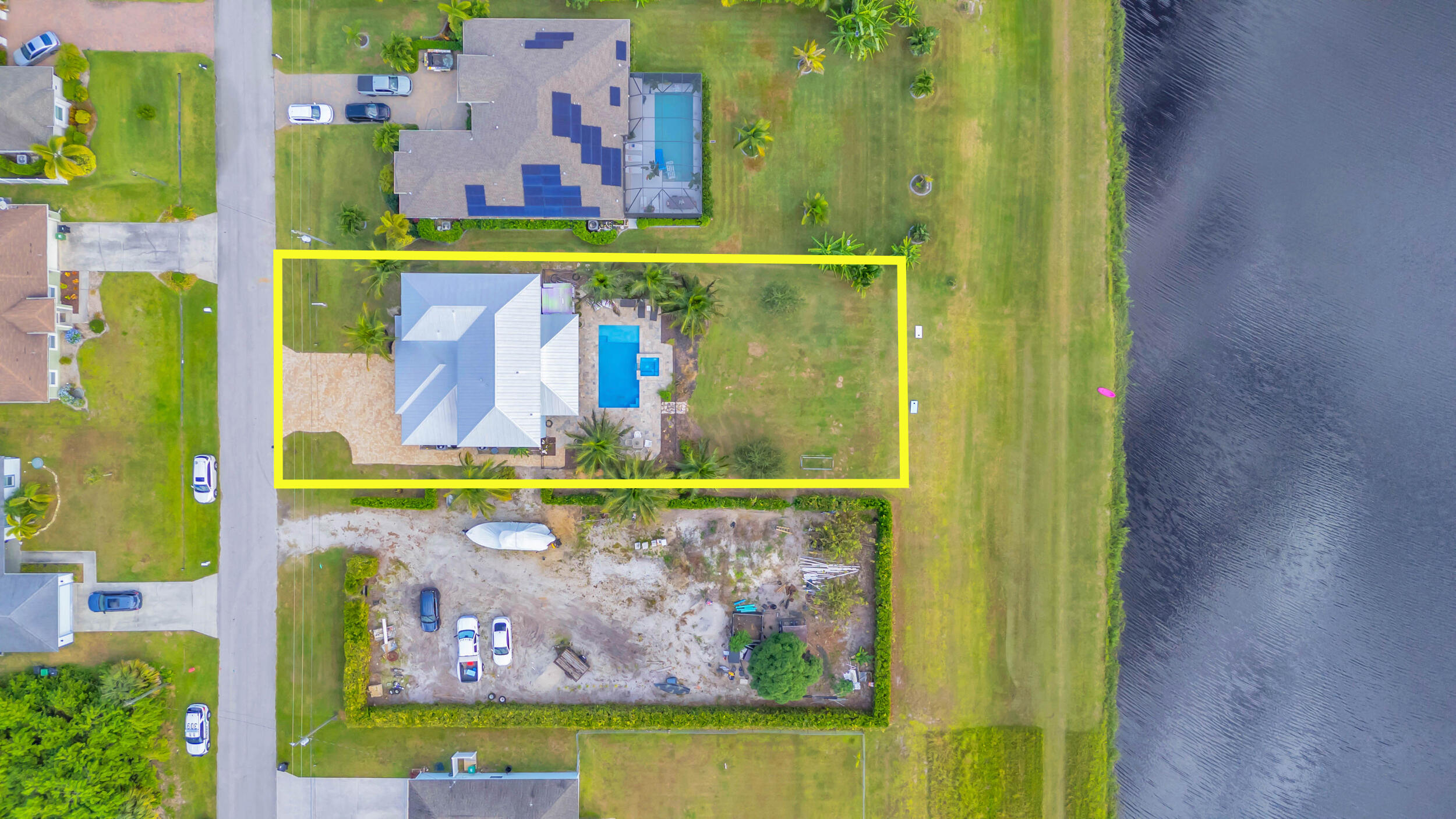 379 SW South Quick Circle