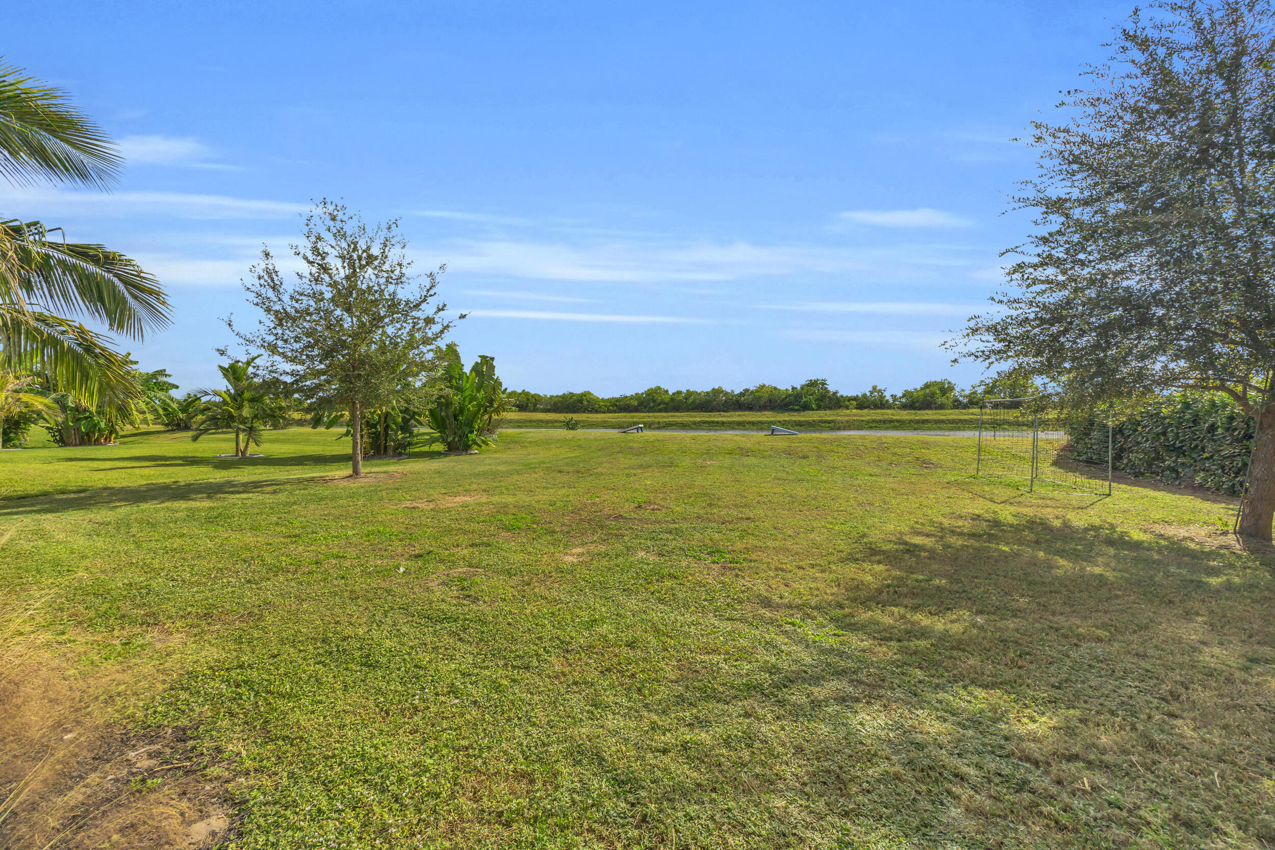 379 SW South Quick Circle