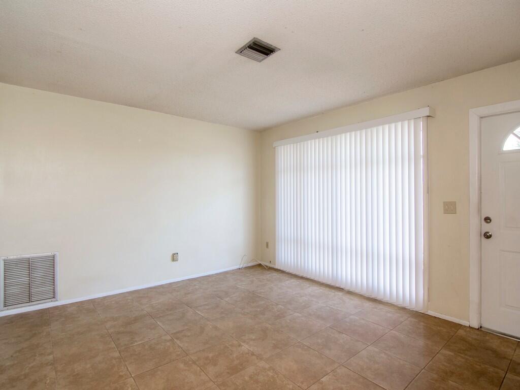 226 SW Reynolds Avenue, Port St. Lucie